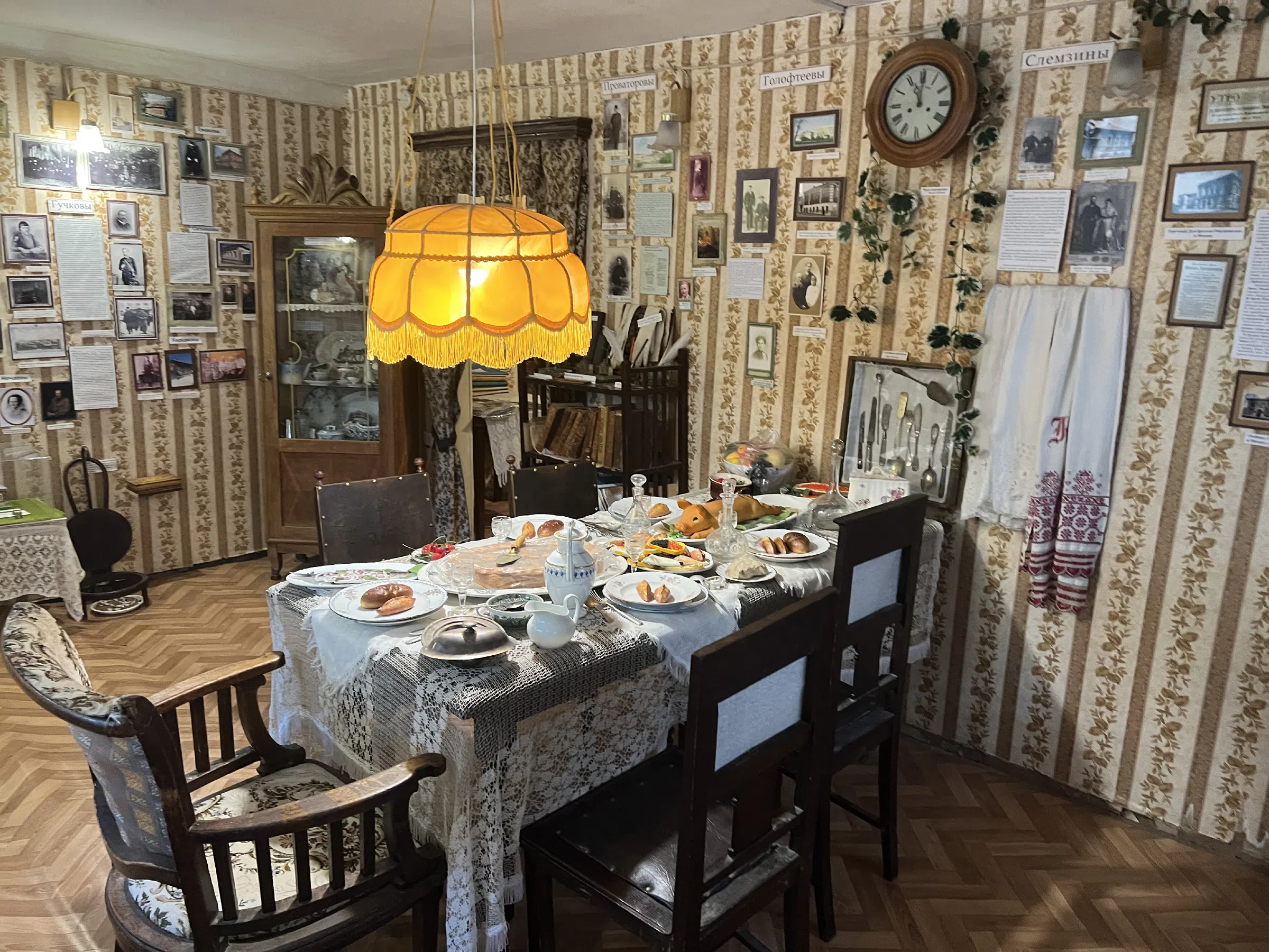 Изба с резными наличниками, фото 19