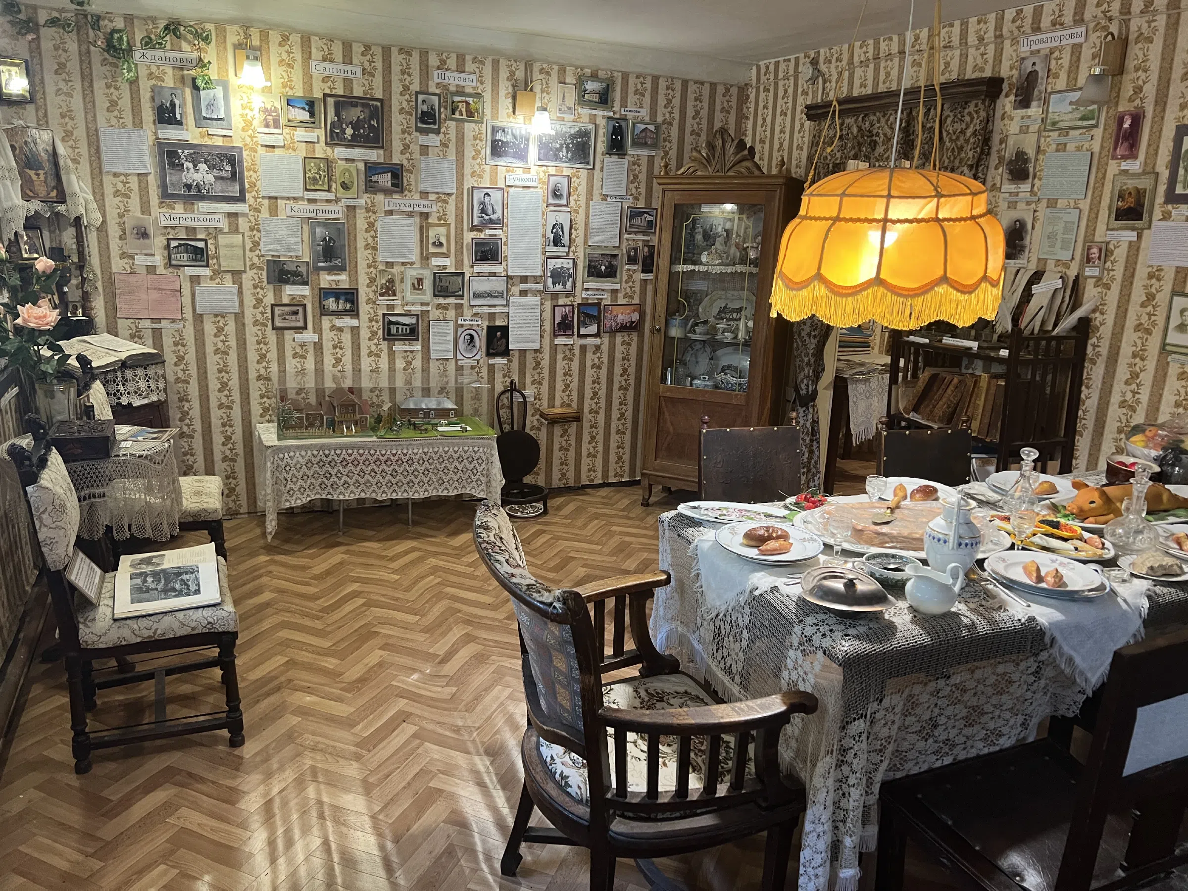 Изба с резными наличниками, фото 20
