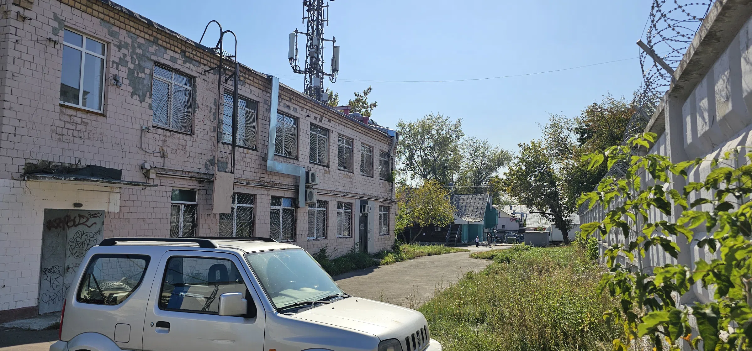 Памятник в парке, фото 21