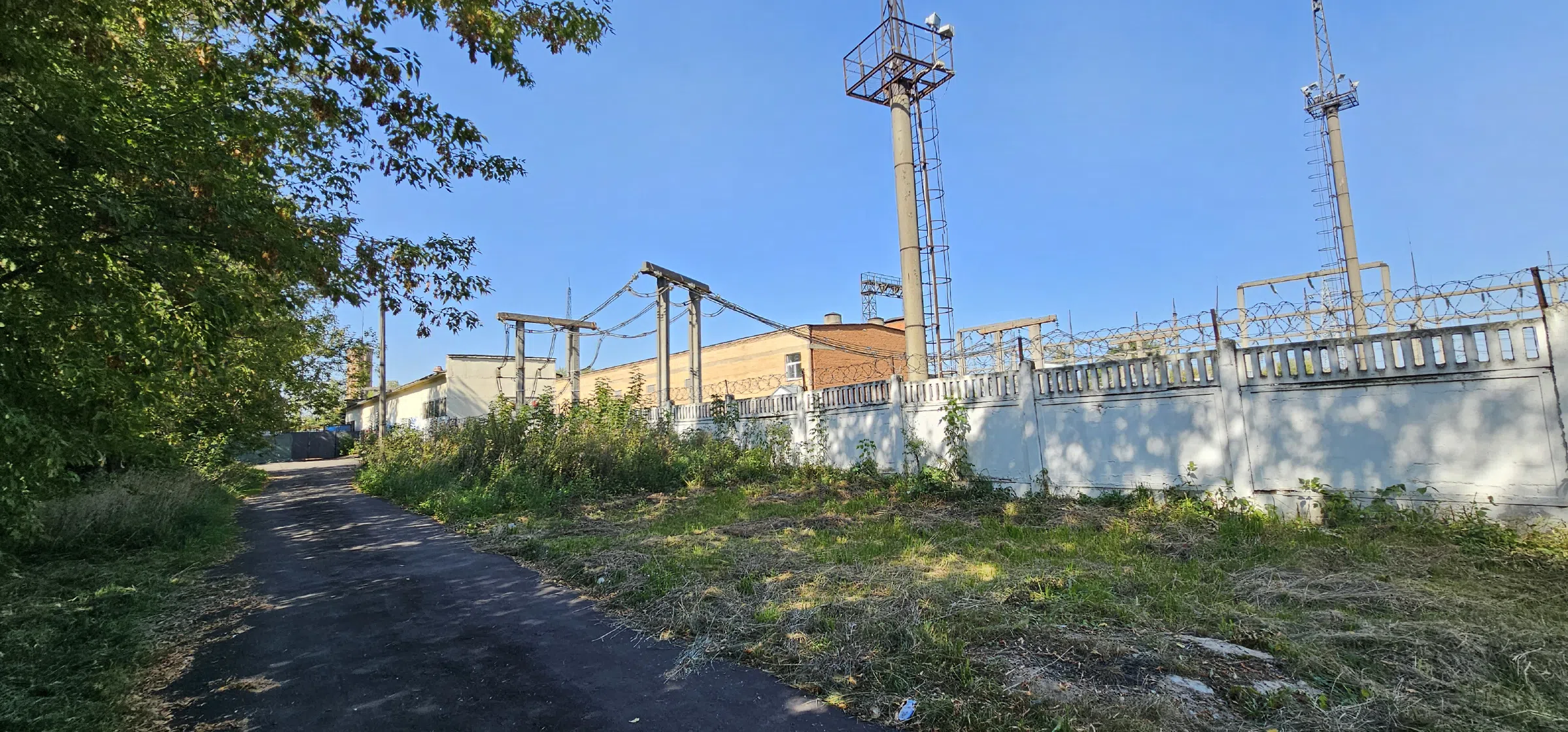 Памятник в парке, фото 15