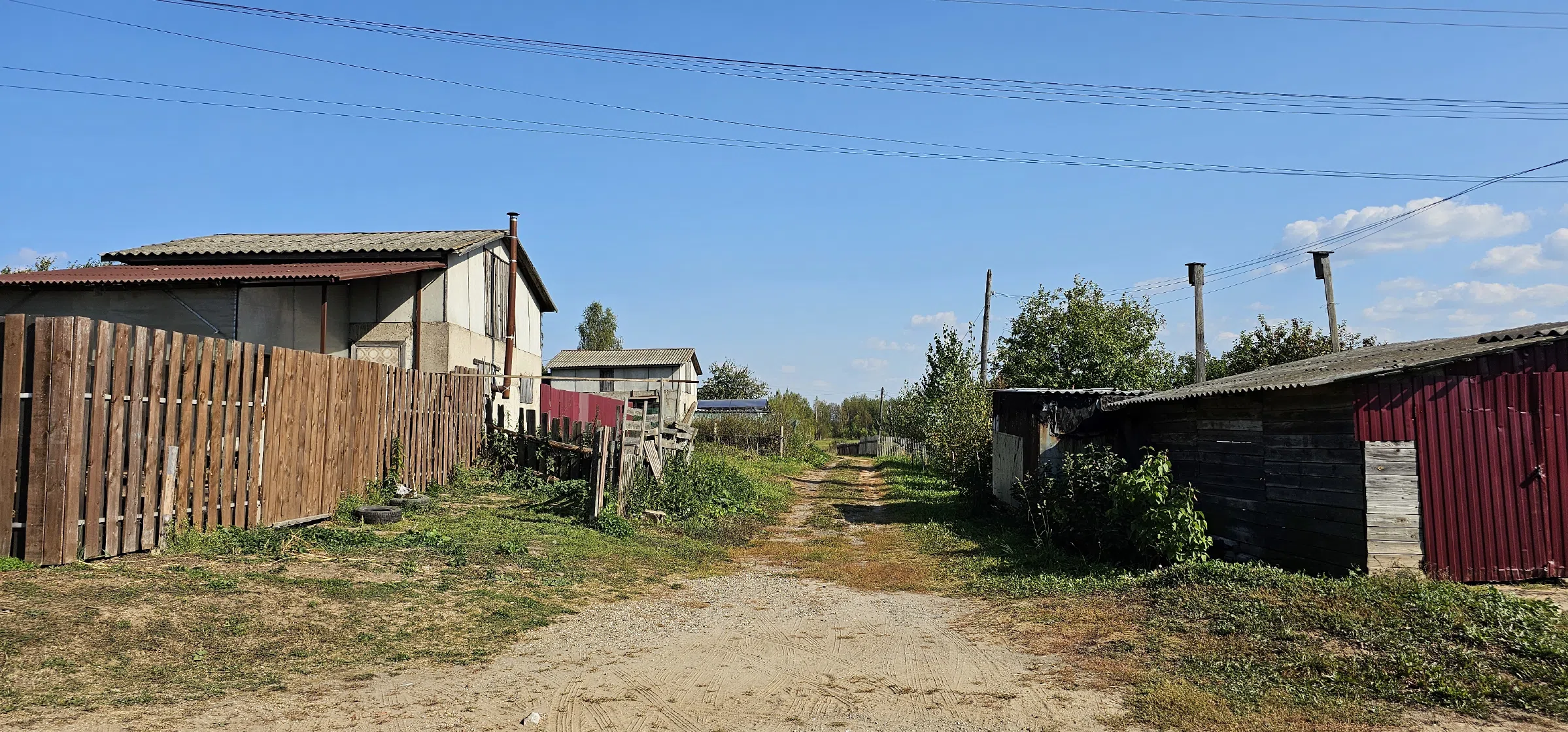 Ряд старых заборов, фото 2
