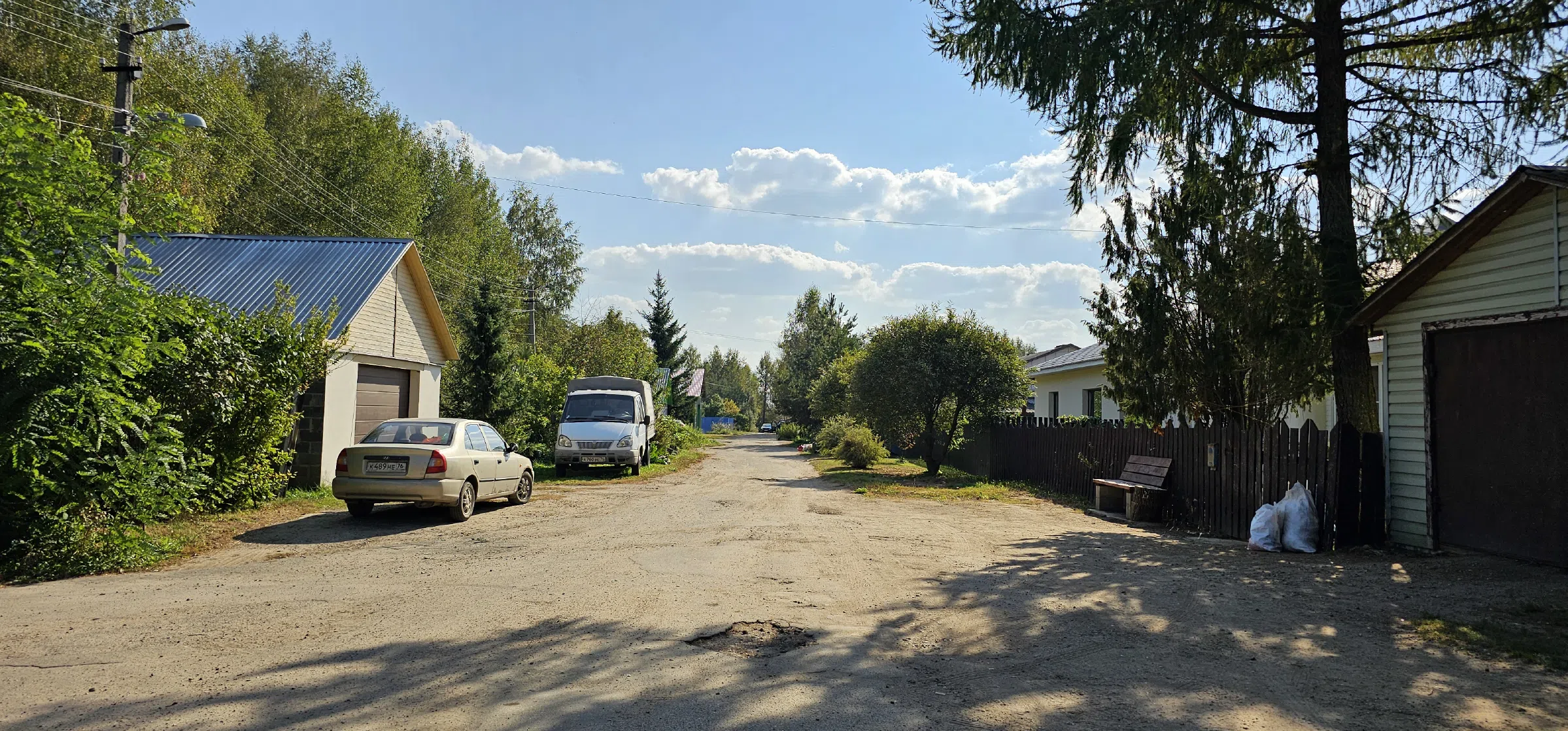 Ряд старых заборов, фото 10