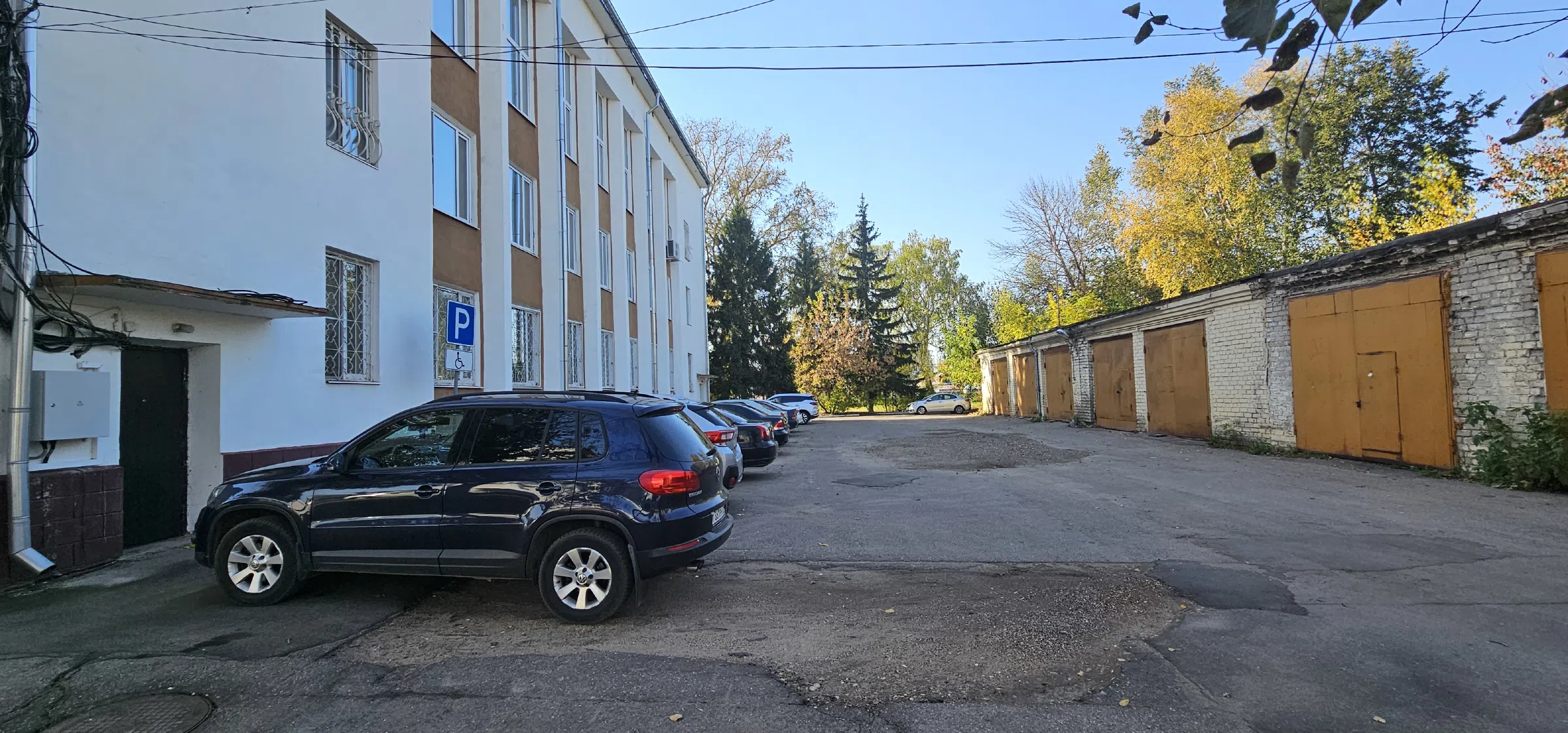 Административное здание советской постройки, фото 4