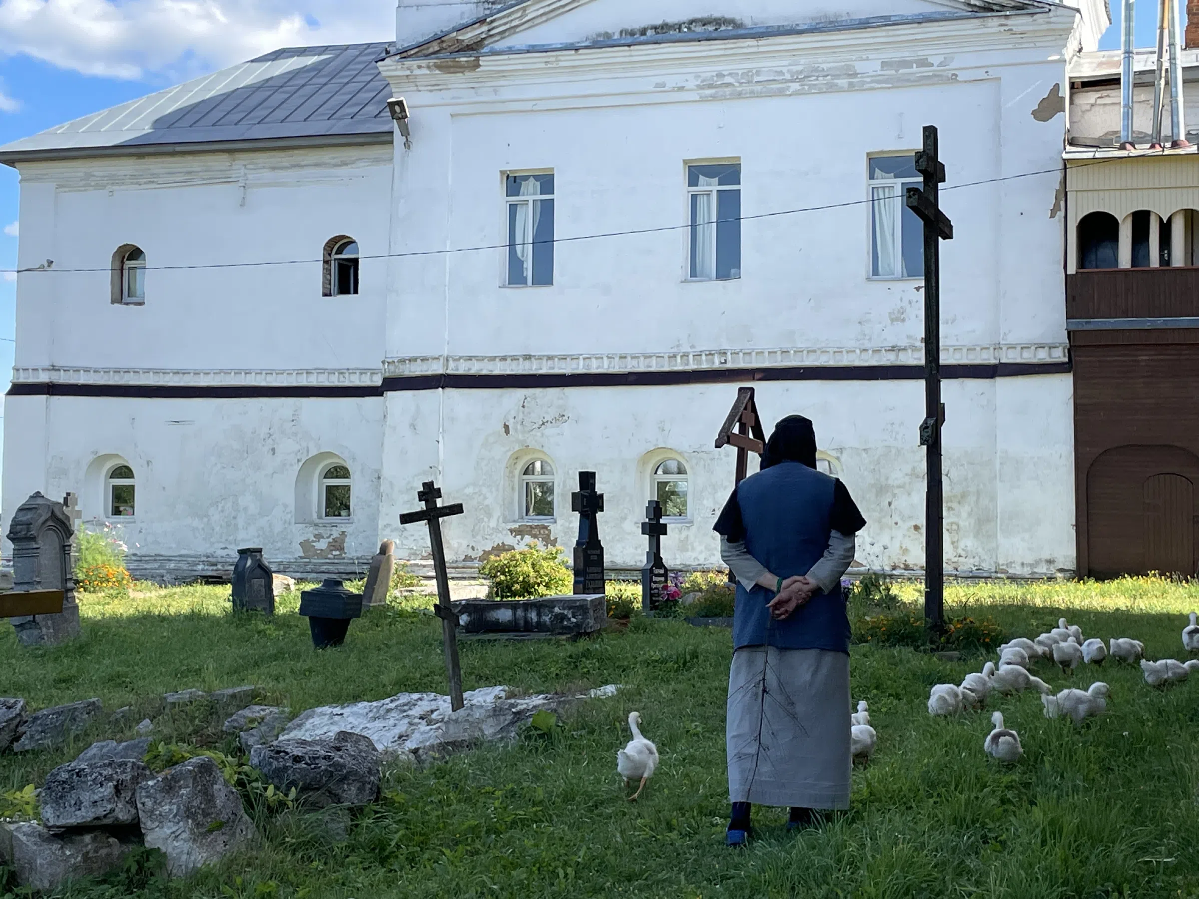 Белый храм с башнями, фото 10
