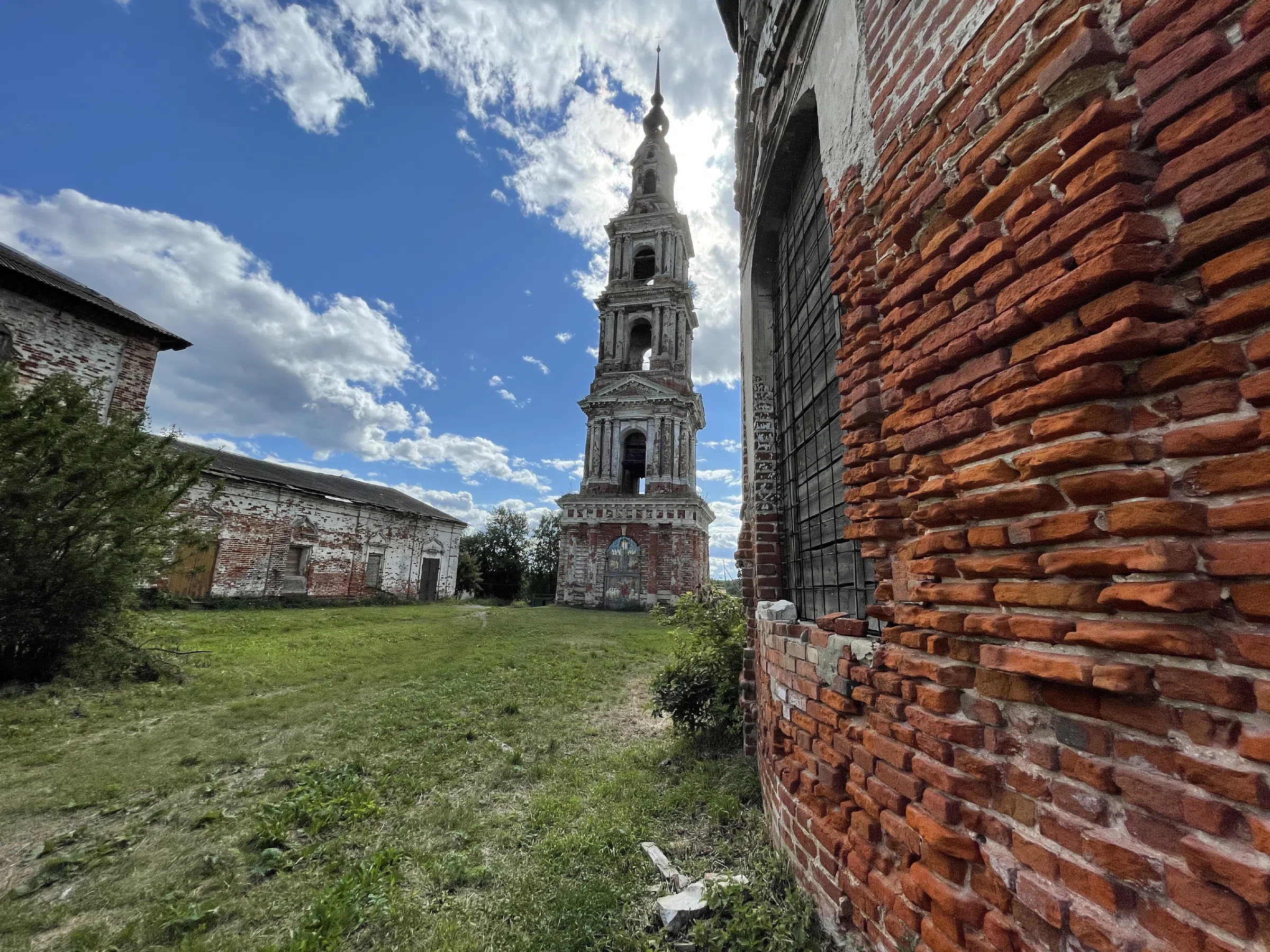 Церковь с шатровой колокольней, фото 21