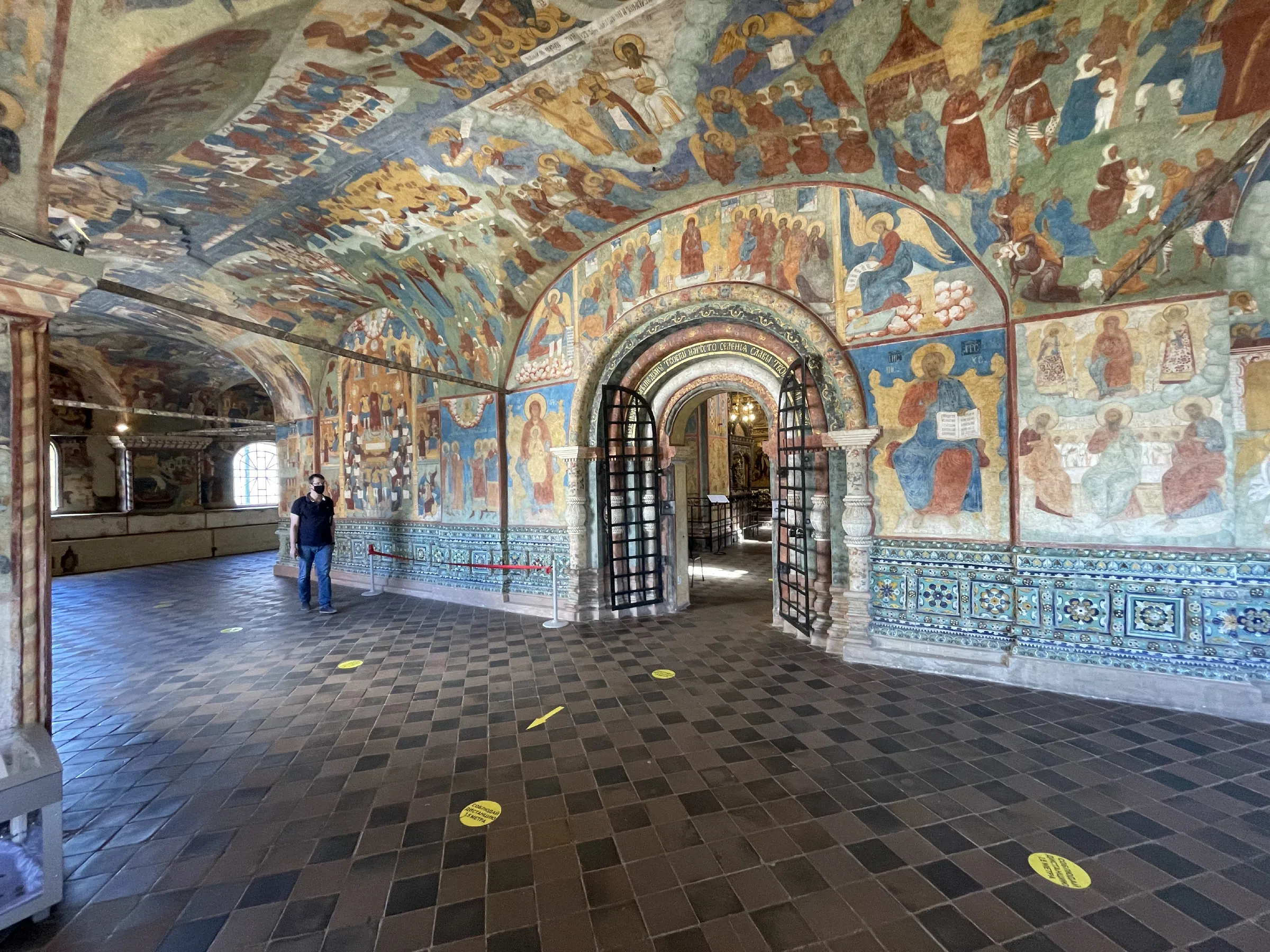 Церковь с росписью стен, фото 4