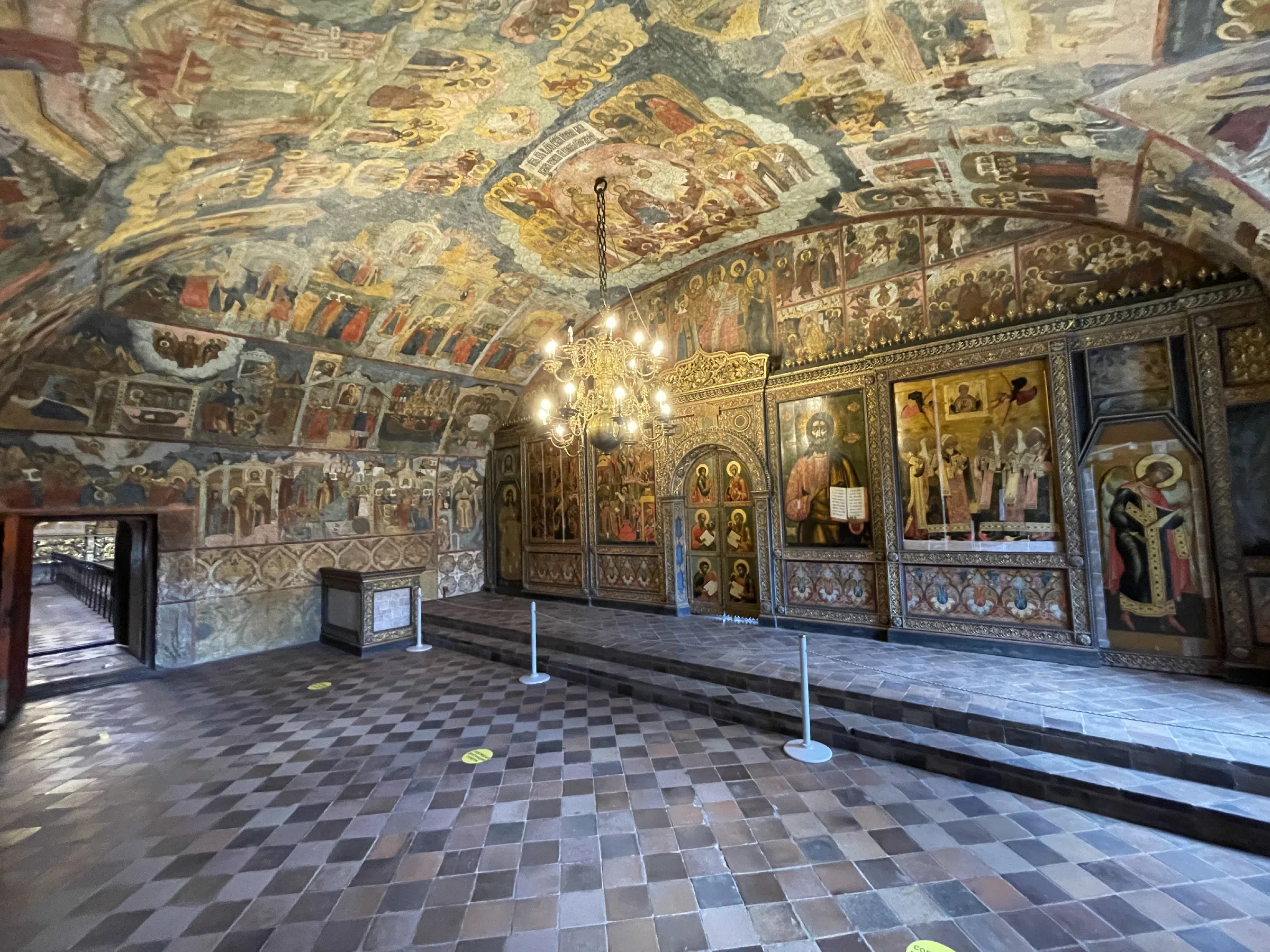 Церковь с росписью стен, фото 14