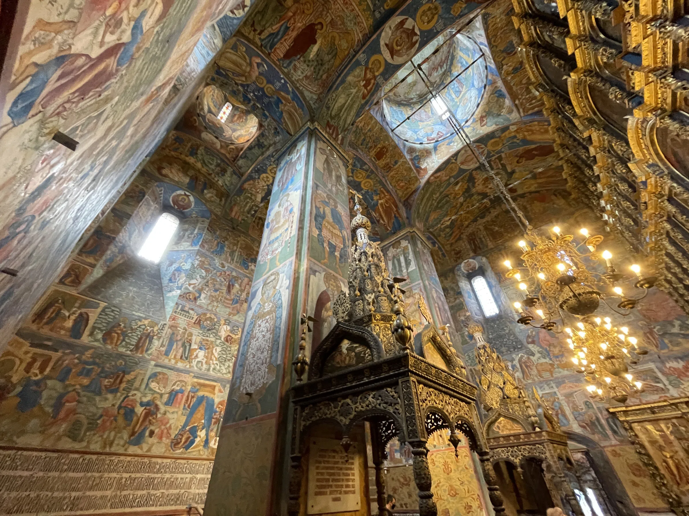 Церковь с росписью стен, фото 11