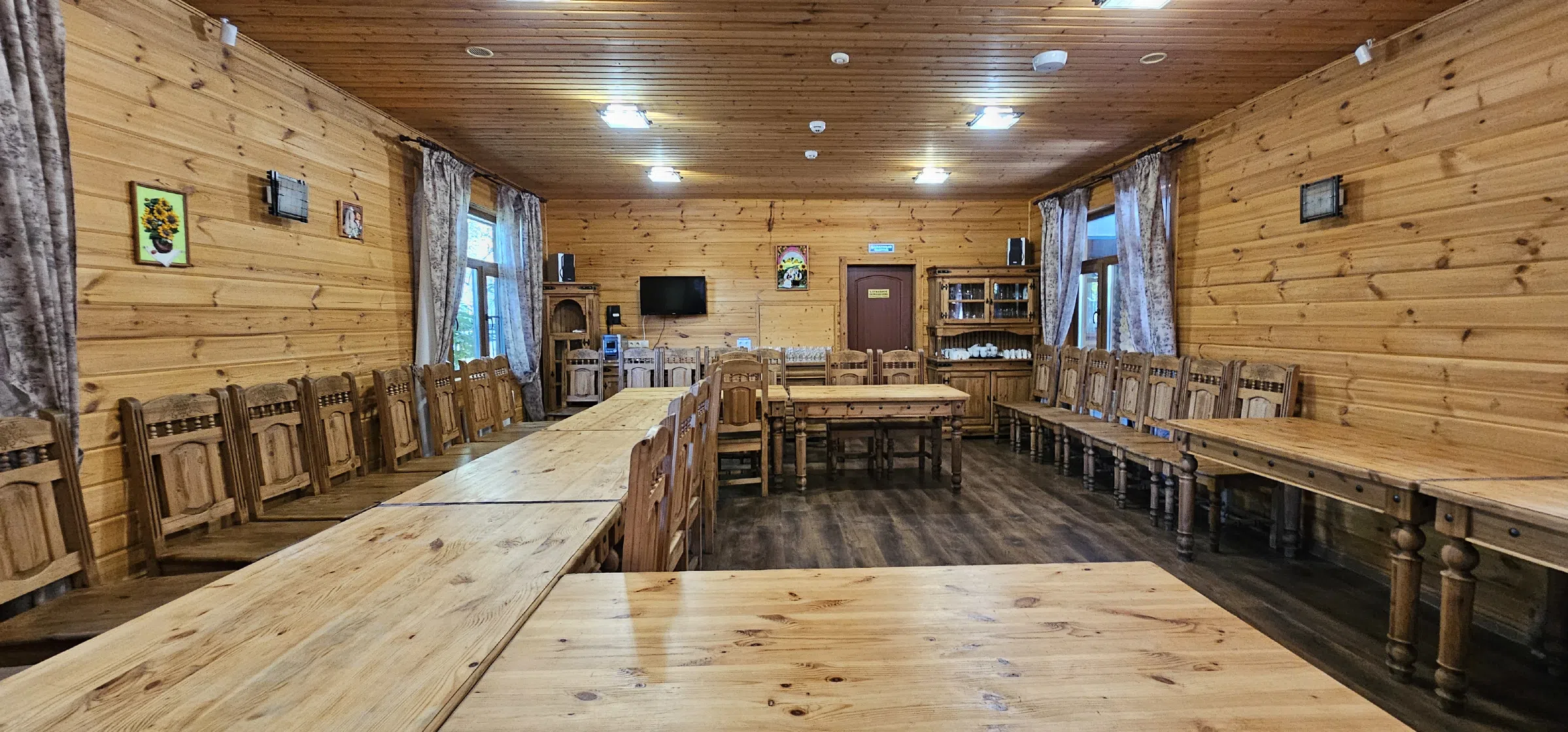 Ресторан с классическим интерьером, фото 8