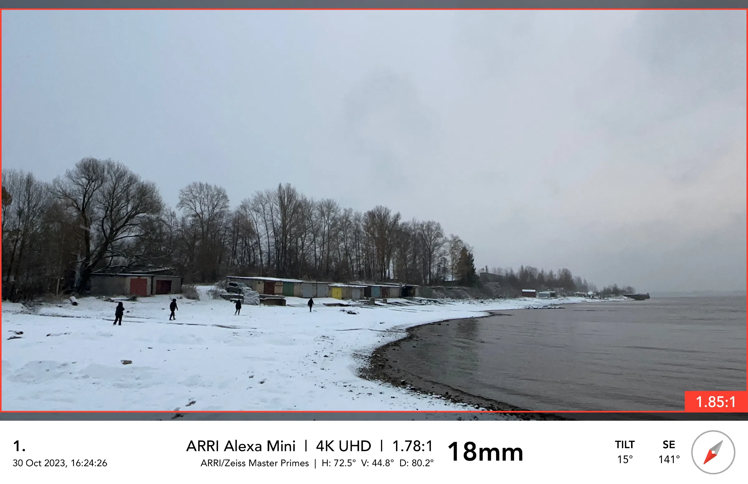 Рыбацкие гаражи на берегу, фото 4