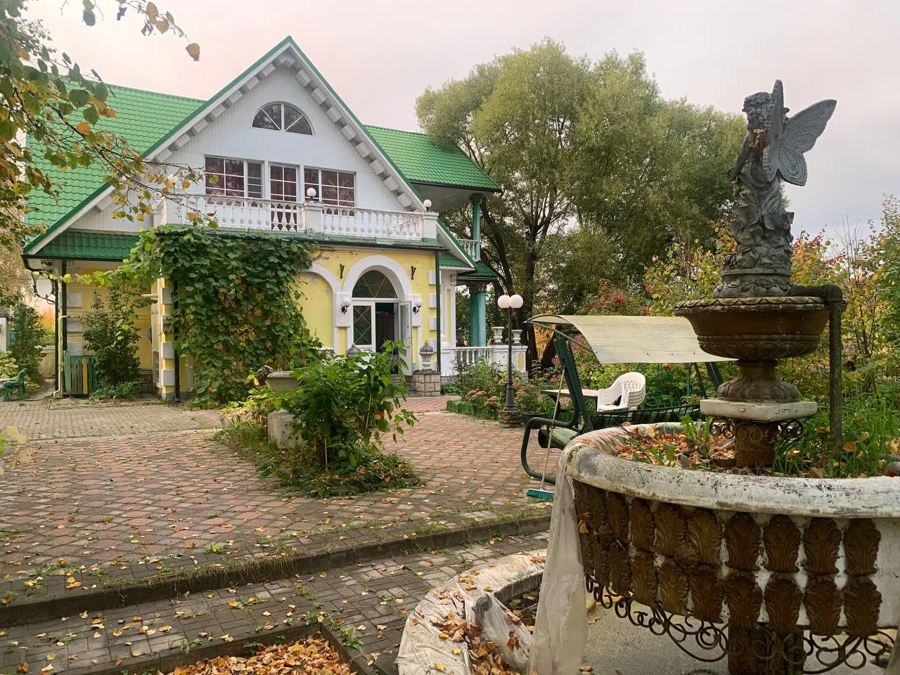 Желтая дача с колоннами, фото 10