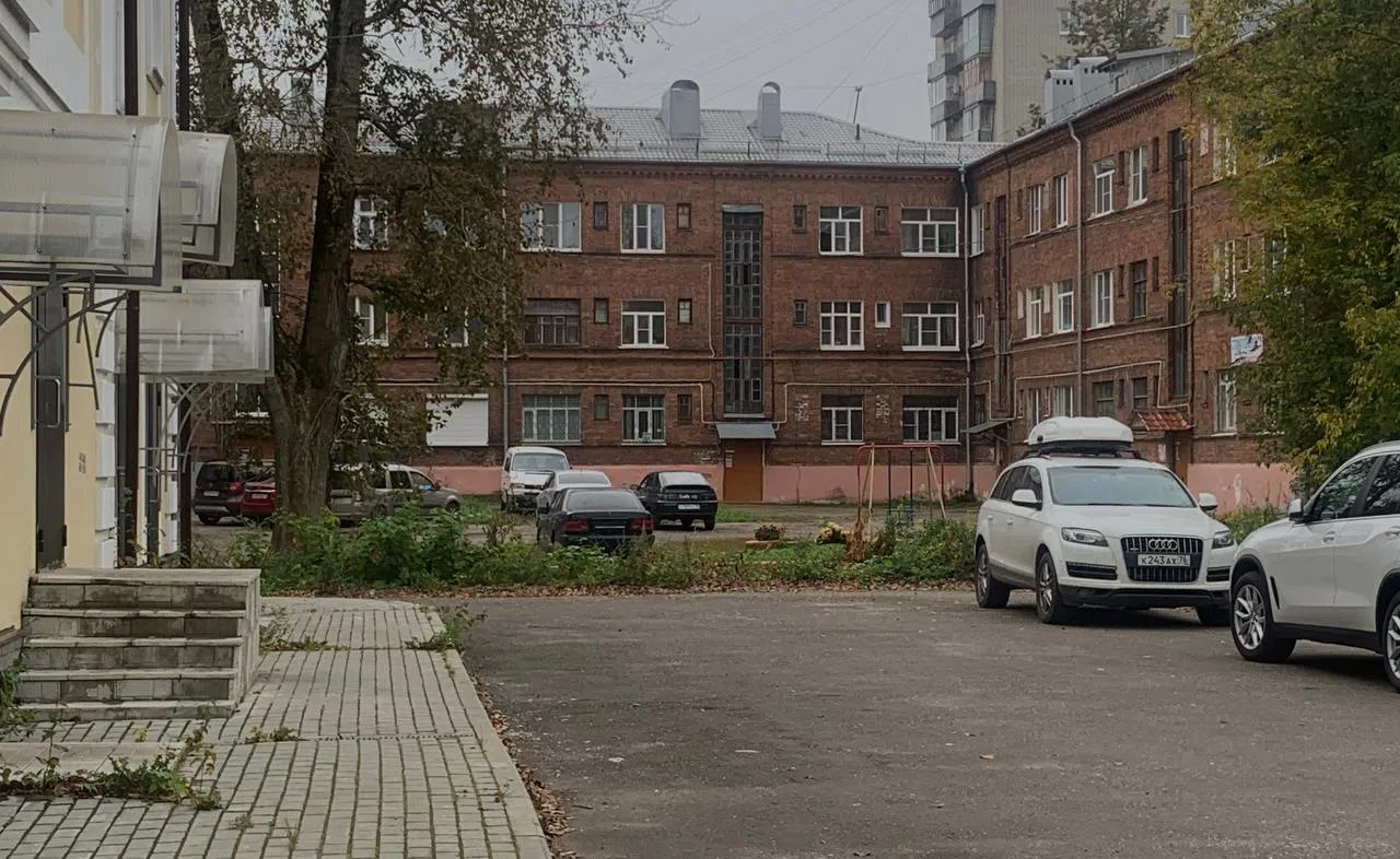 Статный сталинский двор, фото 11