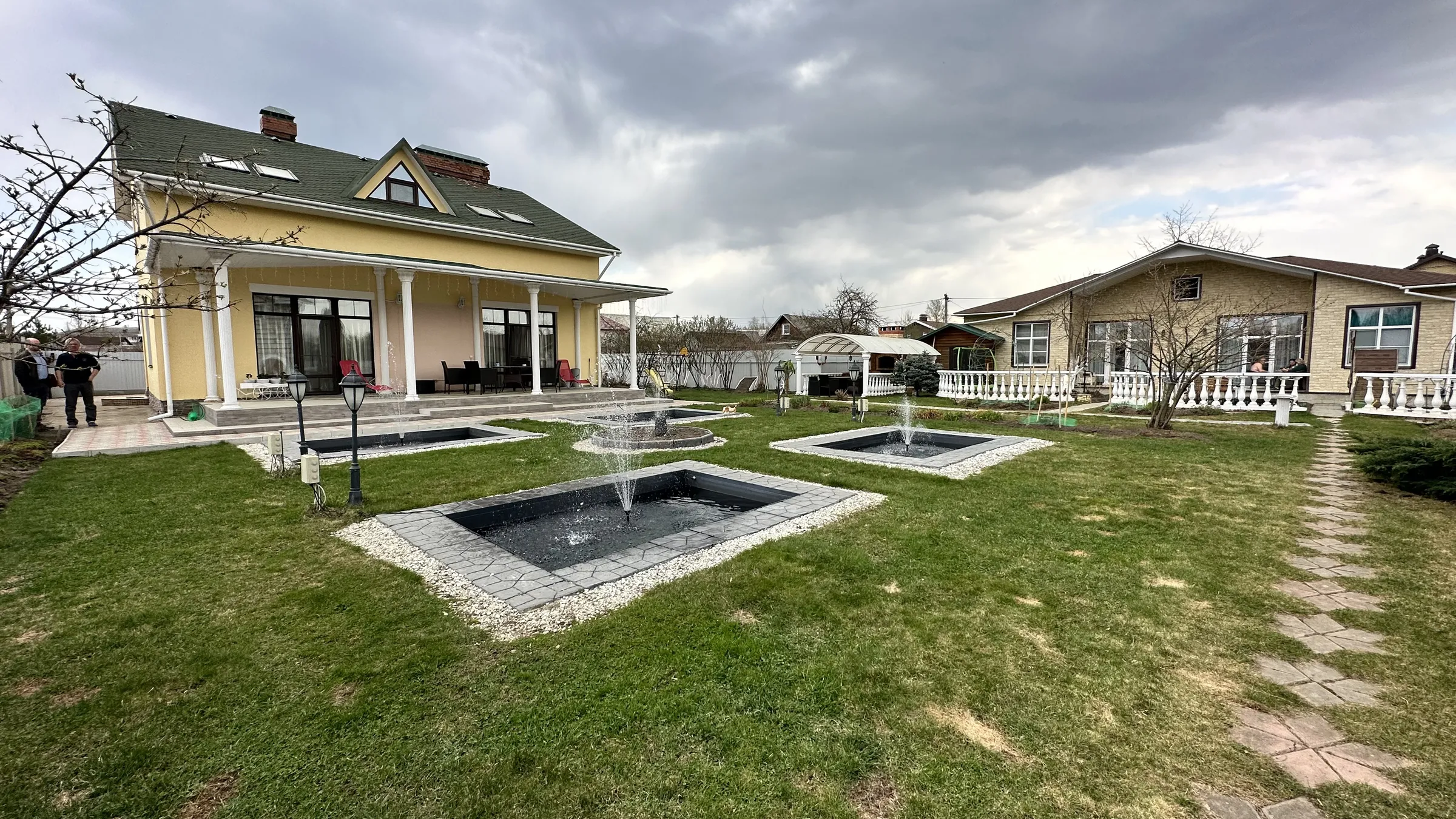 Загородный дом с прудиками, фото 2