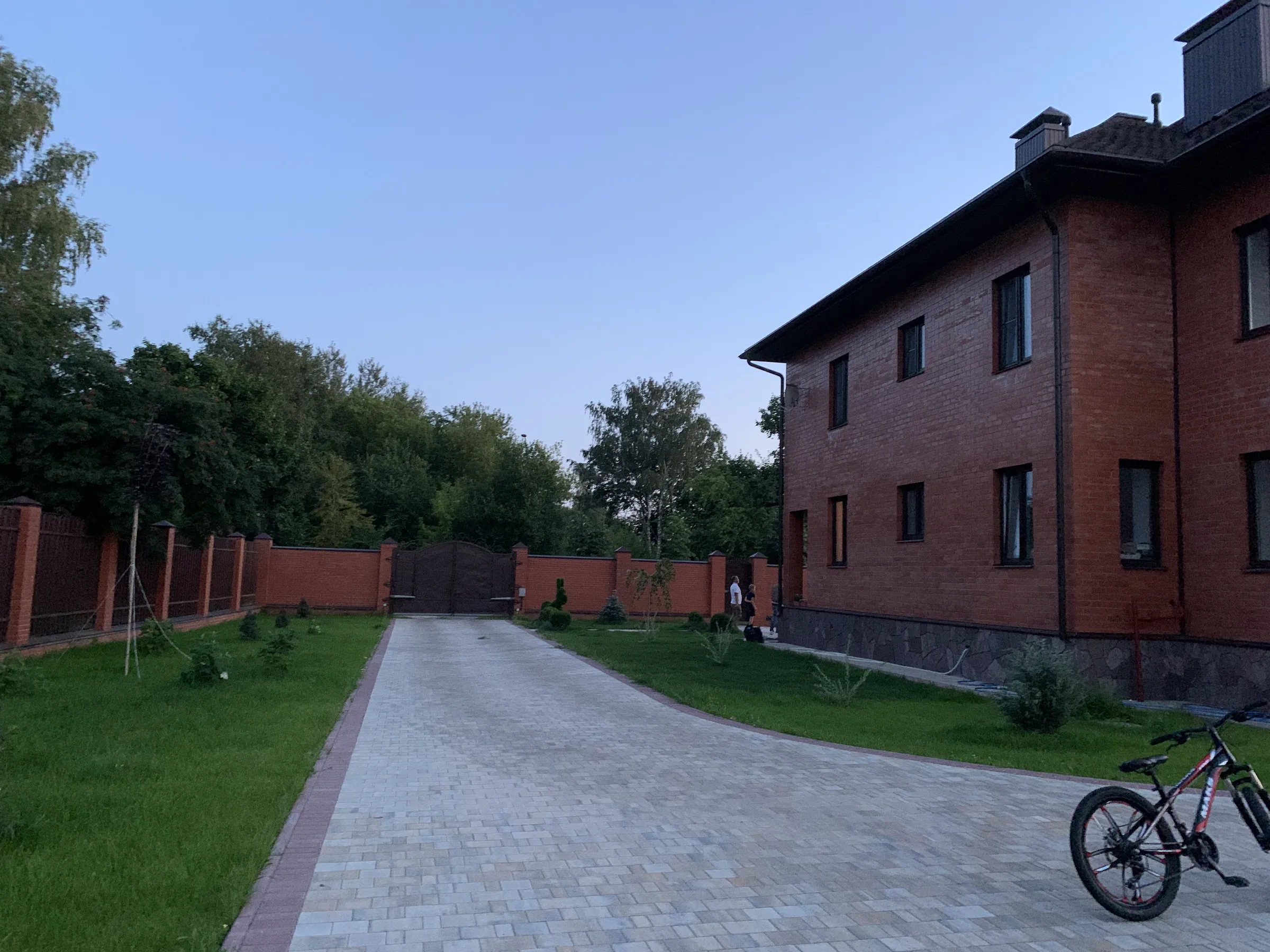 Кирпичный дом с эркером, фото 4