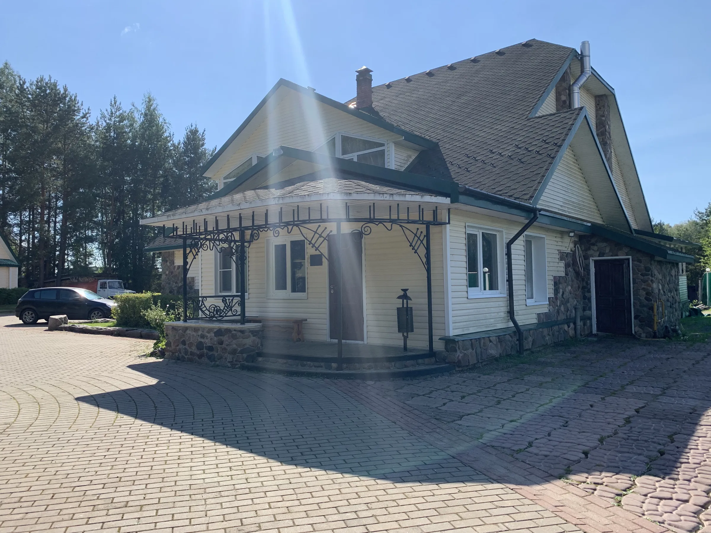 Резной теремок у леса, фото 6