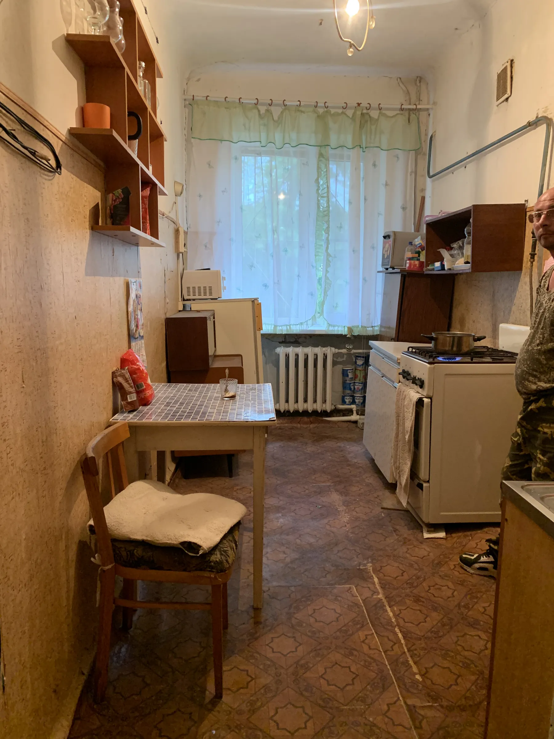 Спальня с волнистыми обоями, фото 12