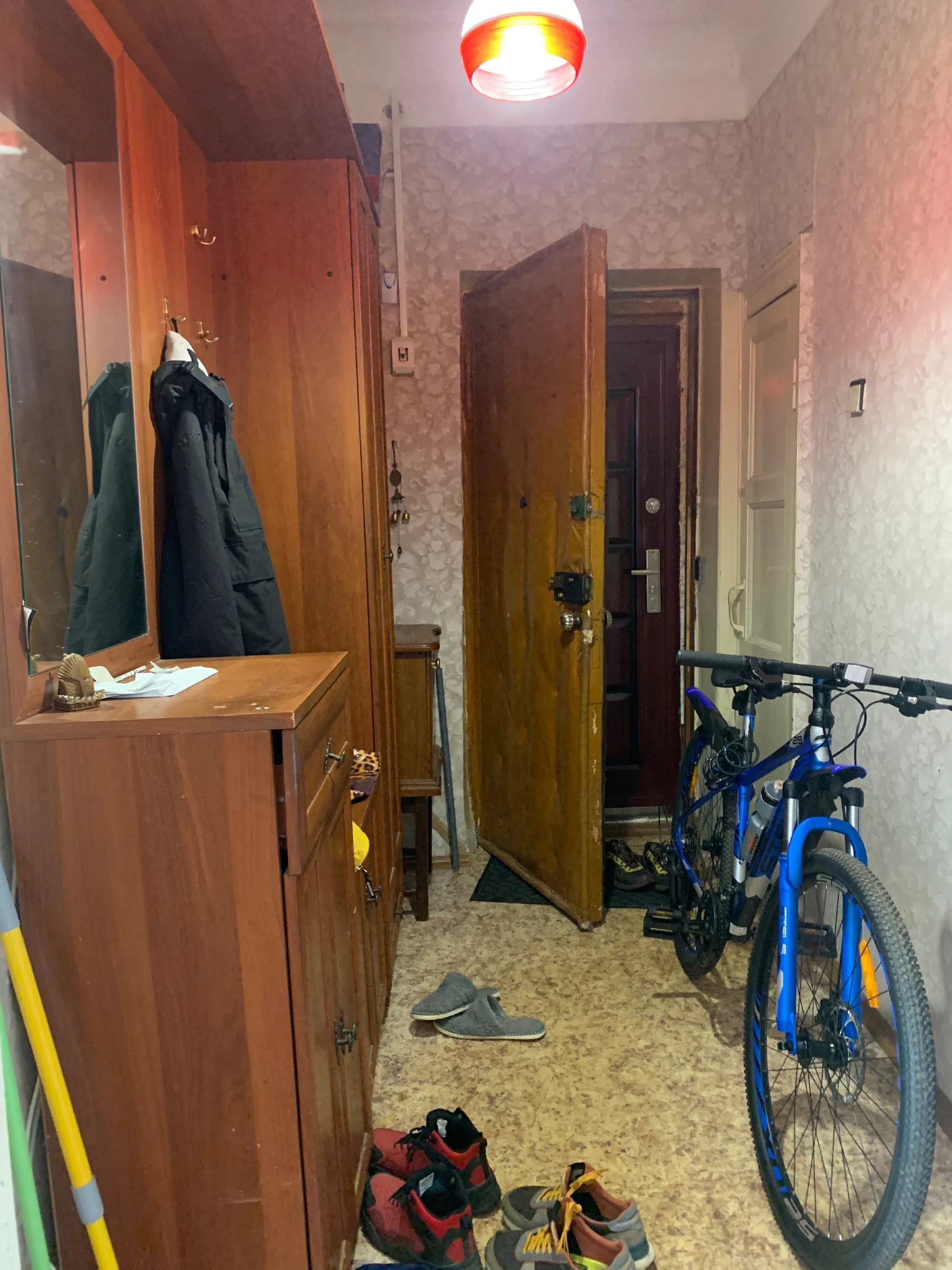Ретро-квартира с мебельной стенкой, фото 8