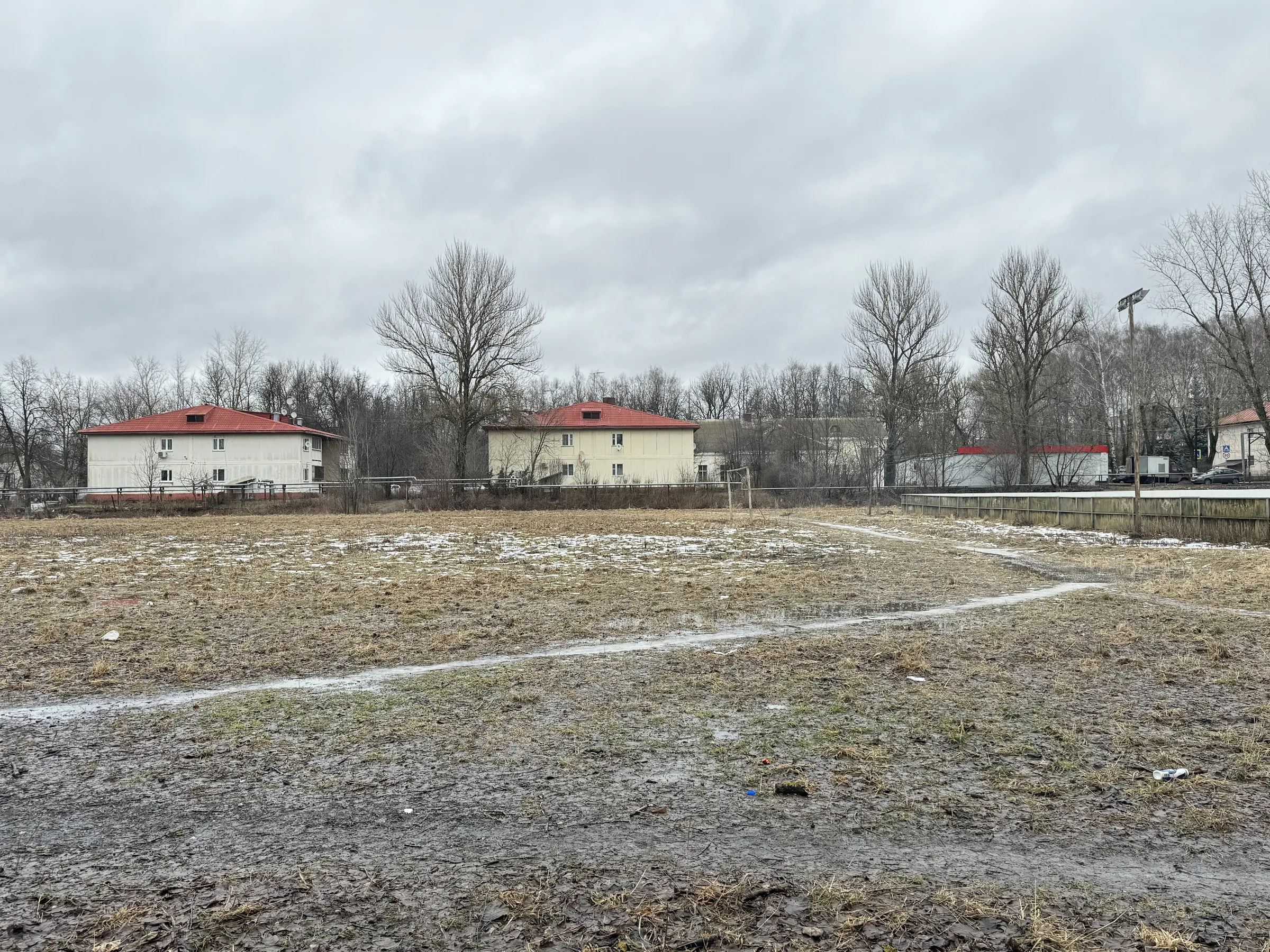 Офицерский клуб с колоннами, фото 3