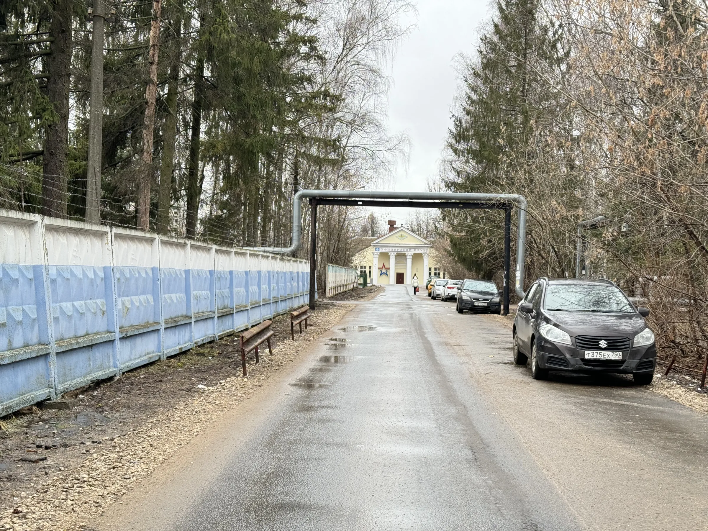 Офицерский клуб с колоннами, фото 21