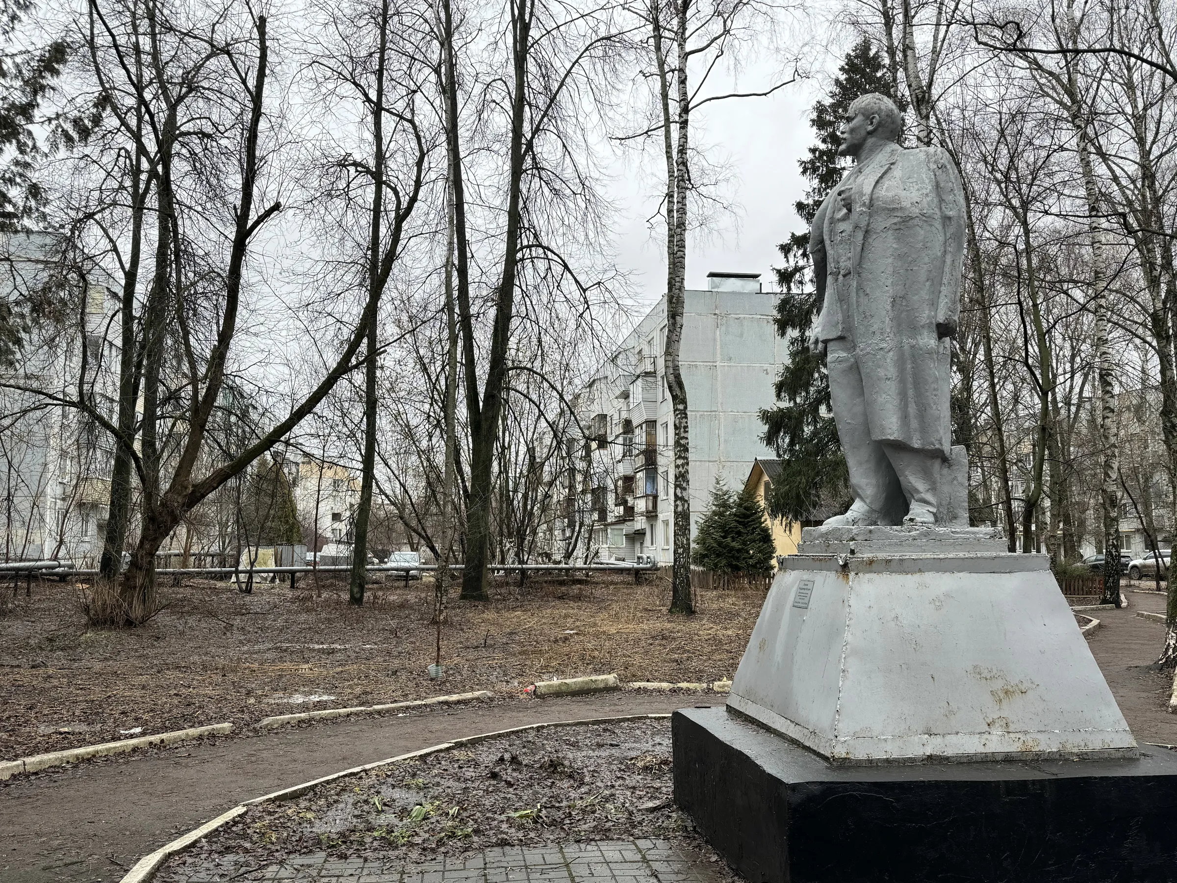 Офицерский клуб с колоннами, фото 23