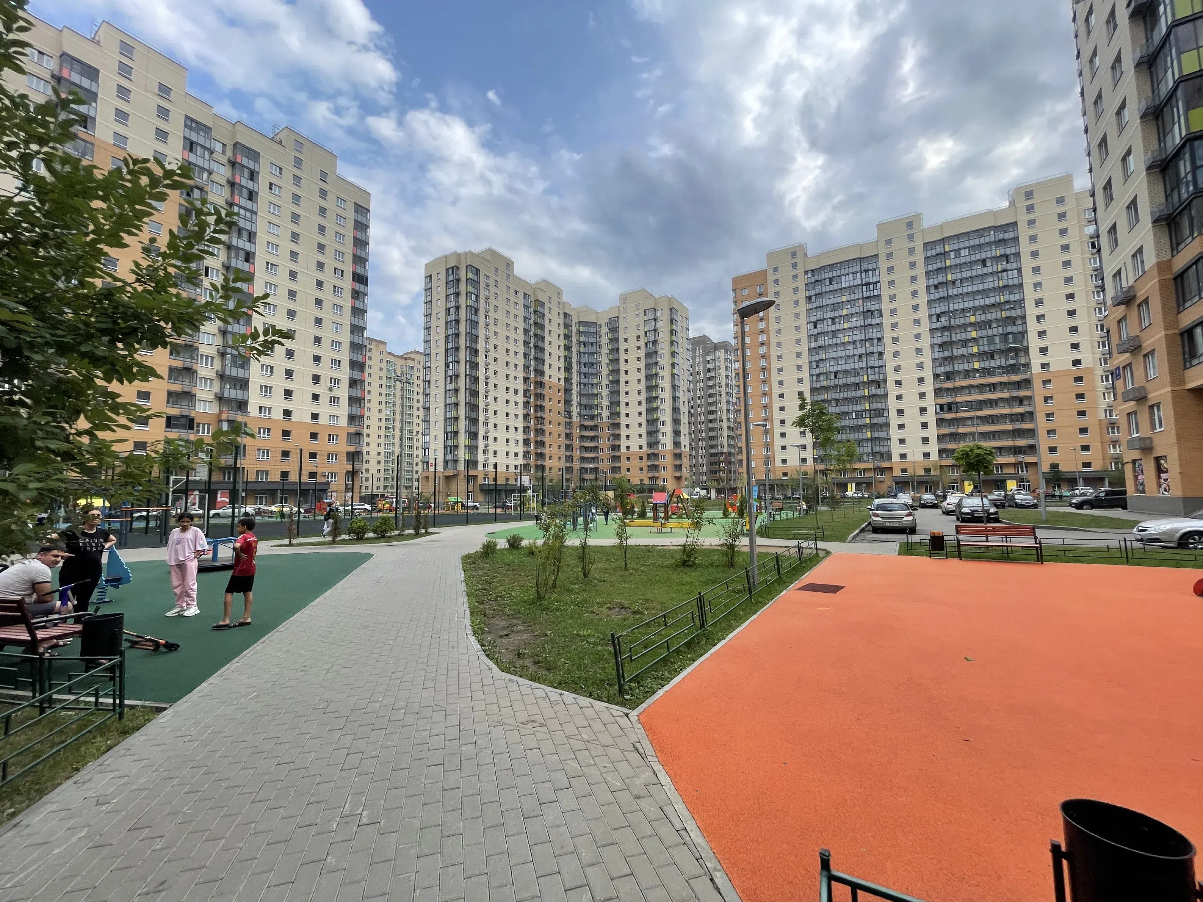 Панельки у озера, фото 7