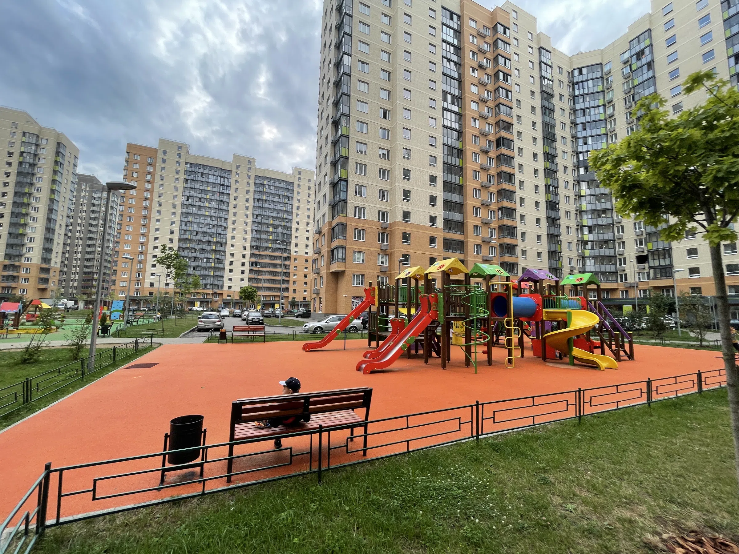 Панельки у озера, фото 6