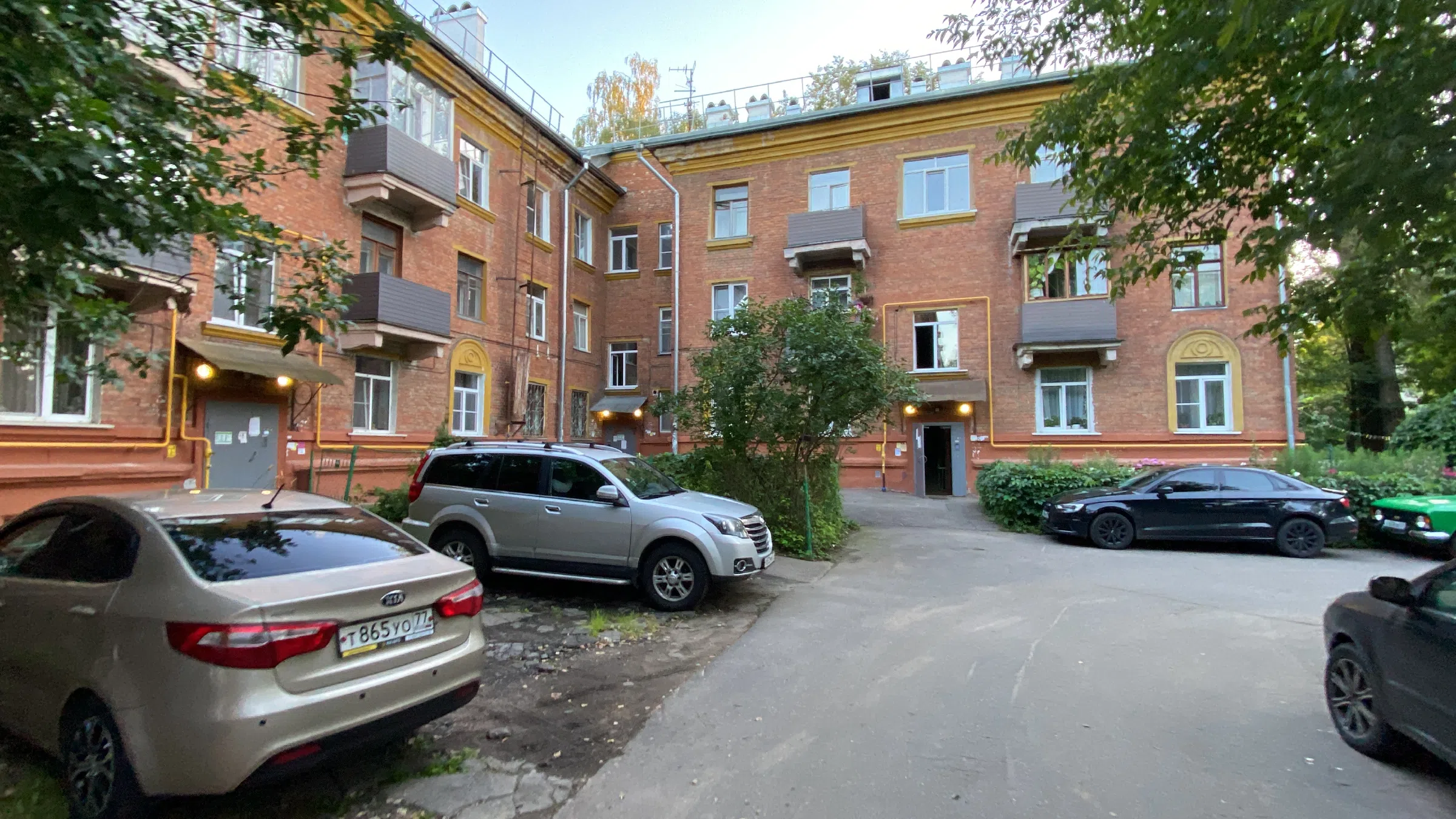 Кирпичная сталинка во дворе, фото 14