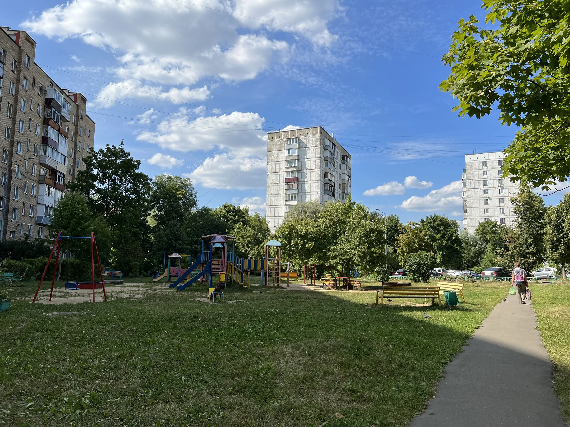 Детская площадка во дворе, фото 2