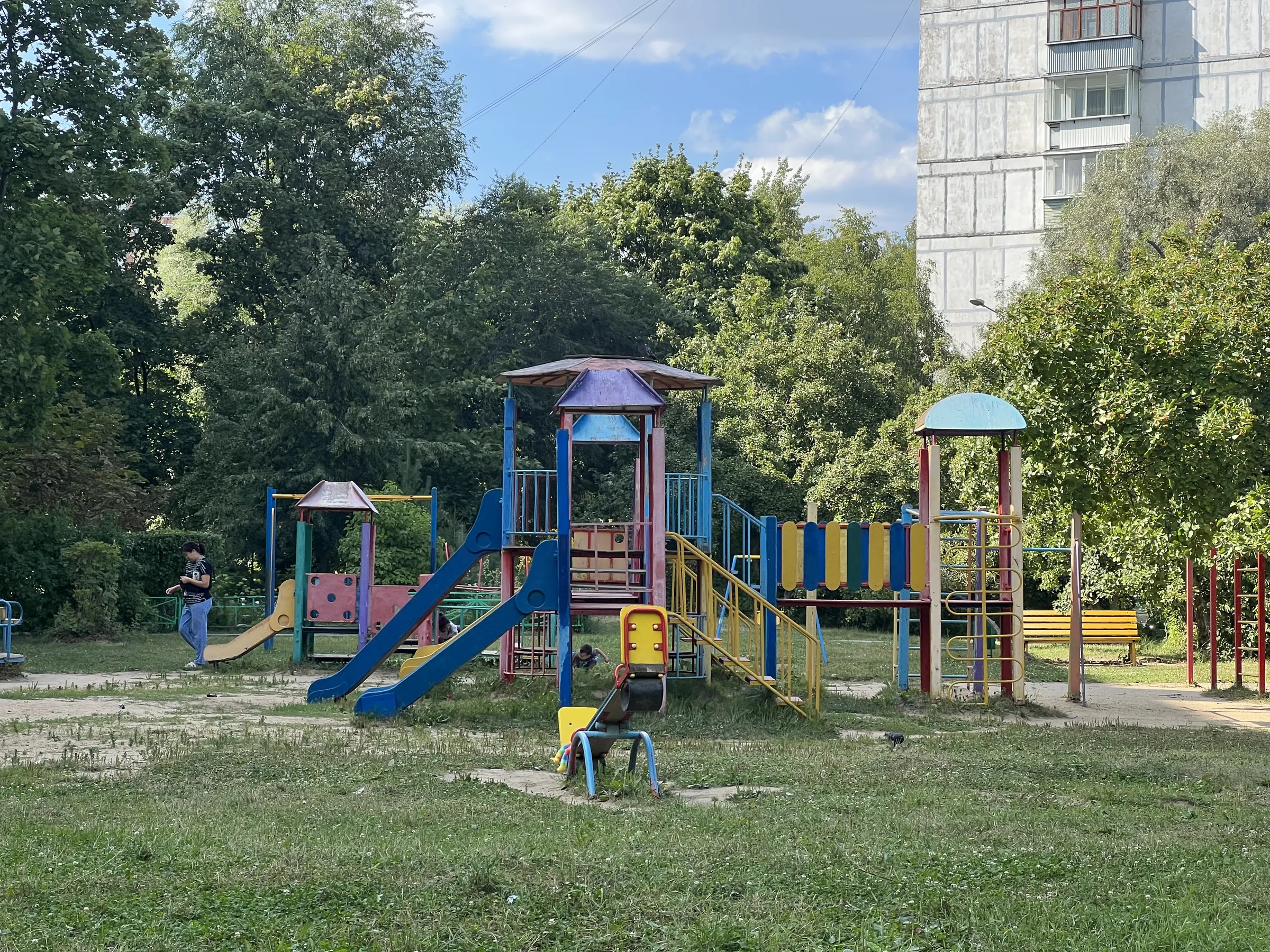 Детская площадка во дворе, фото 3