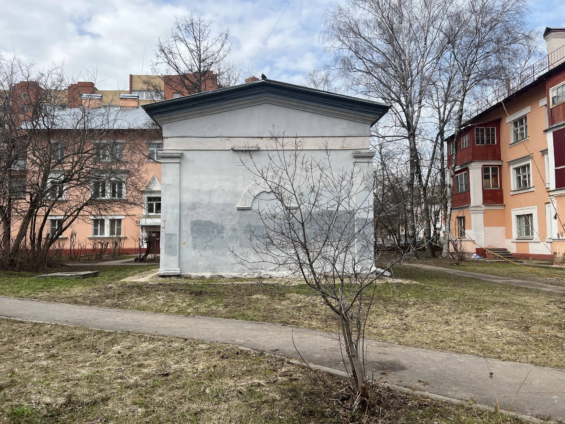 Сталинка с детской площадкой, фото 4