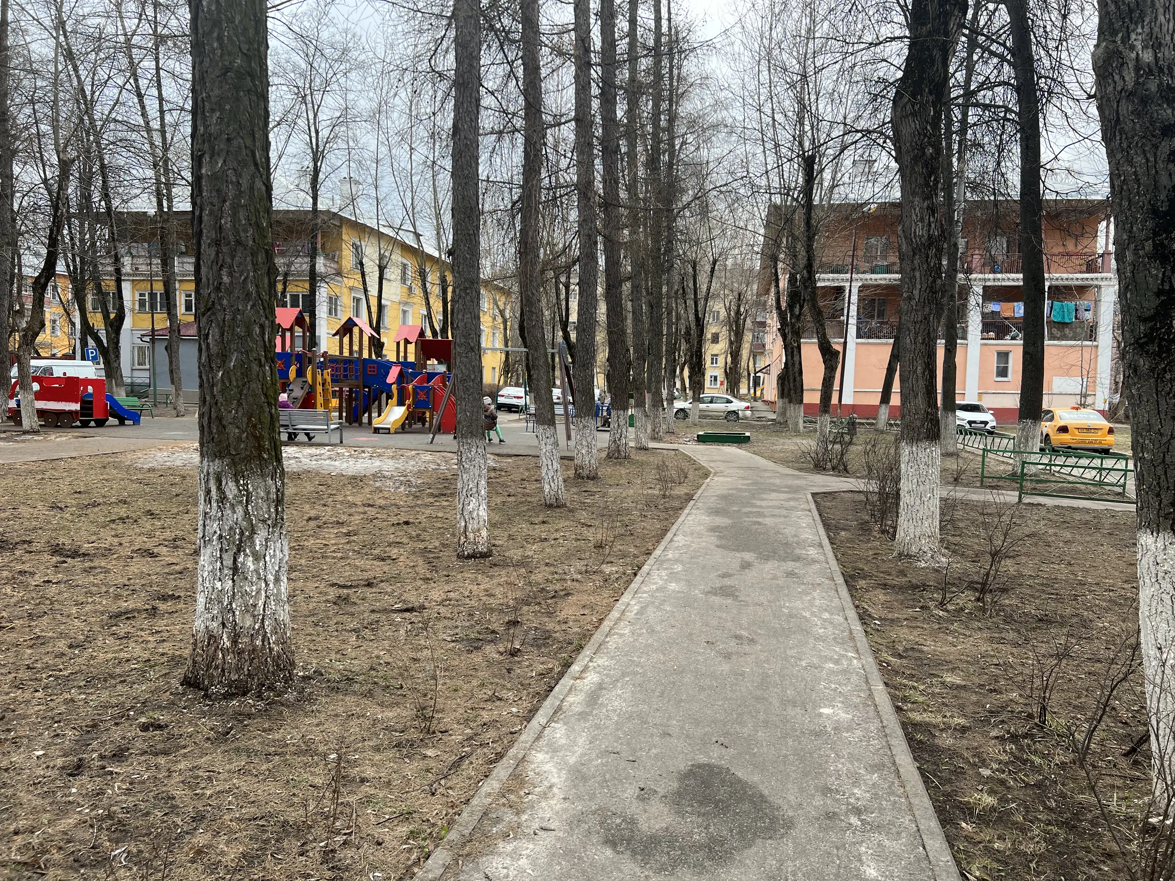 Сталинка с детской площадкой, фото 15