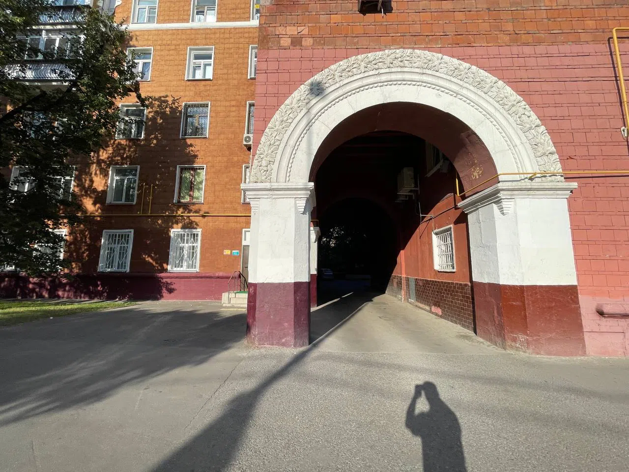 Двор со сталинской аркой, фото 2