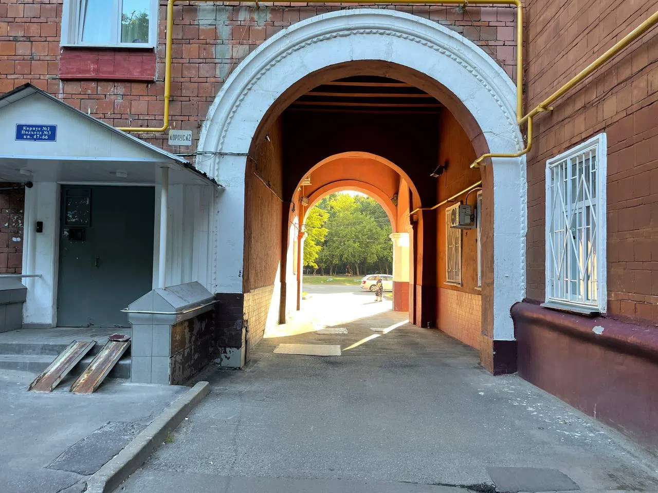 Двор со сталинской аркой, фото 7