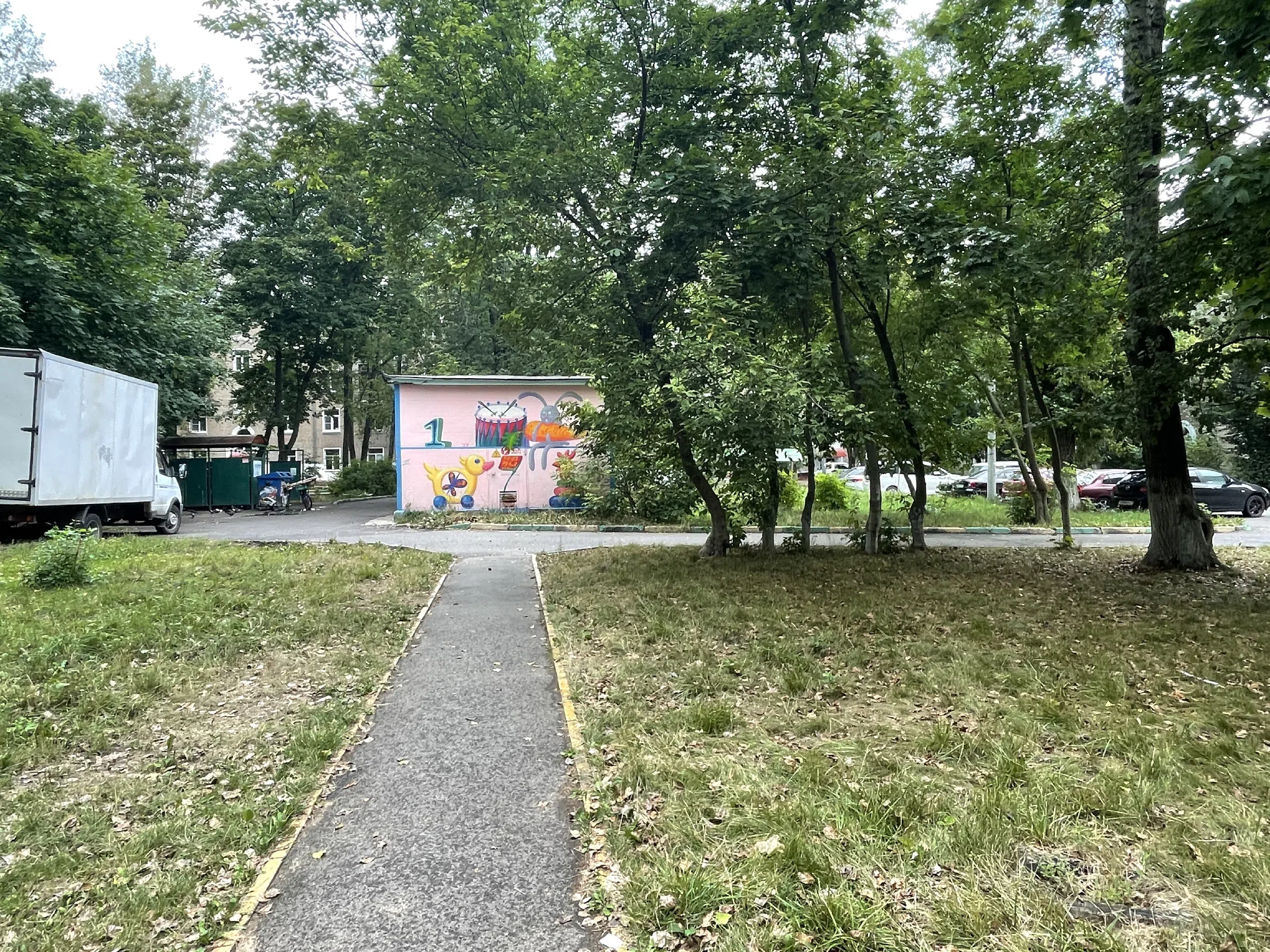 Двор с видом на парк, фото 18