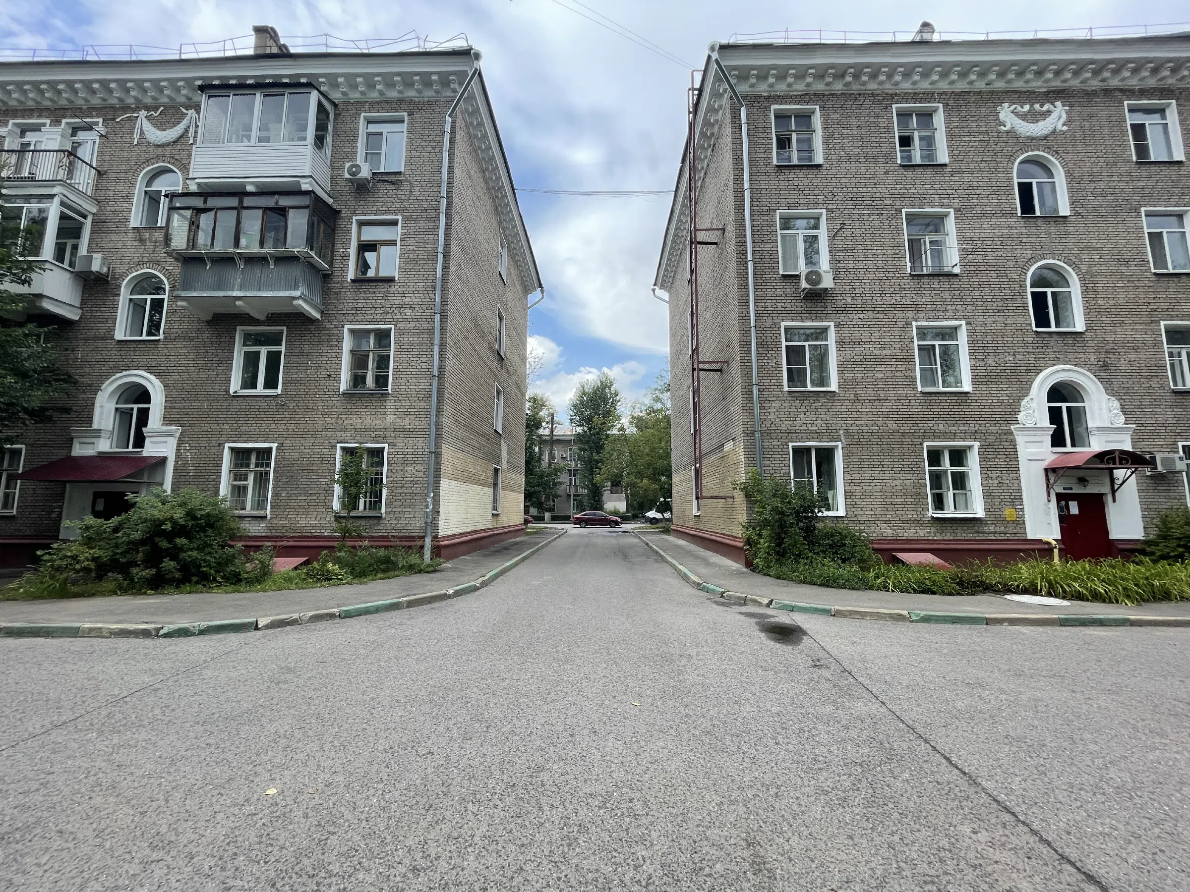 Двор с видом на парк, фото 16