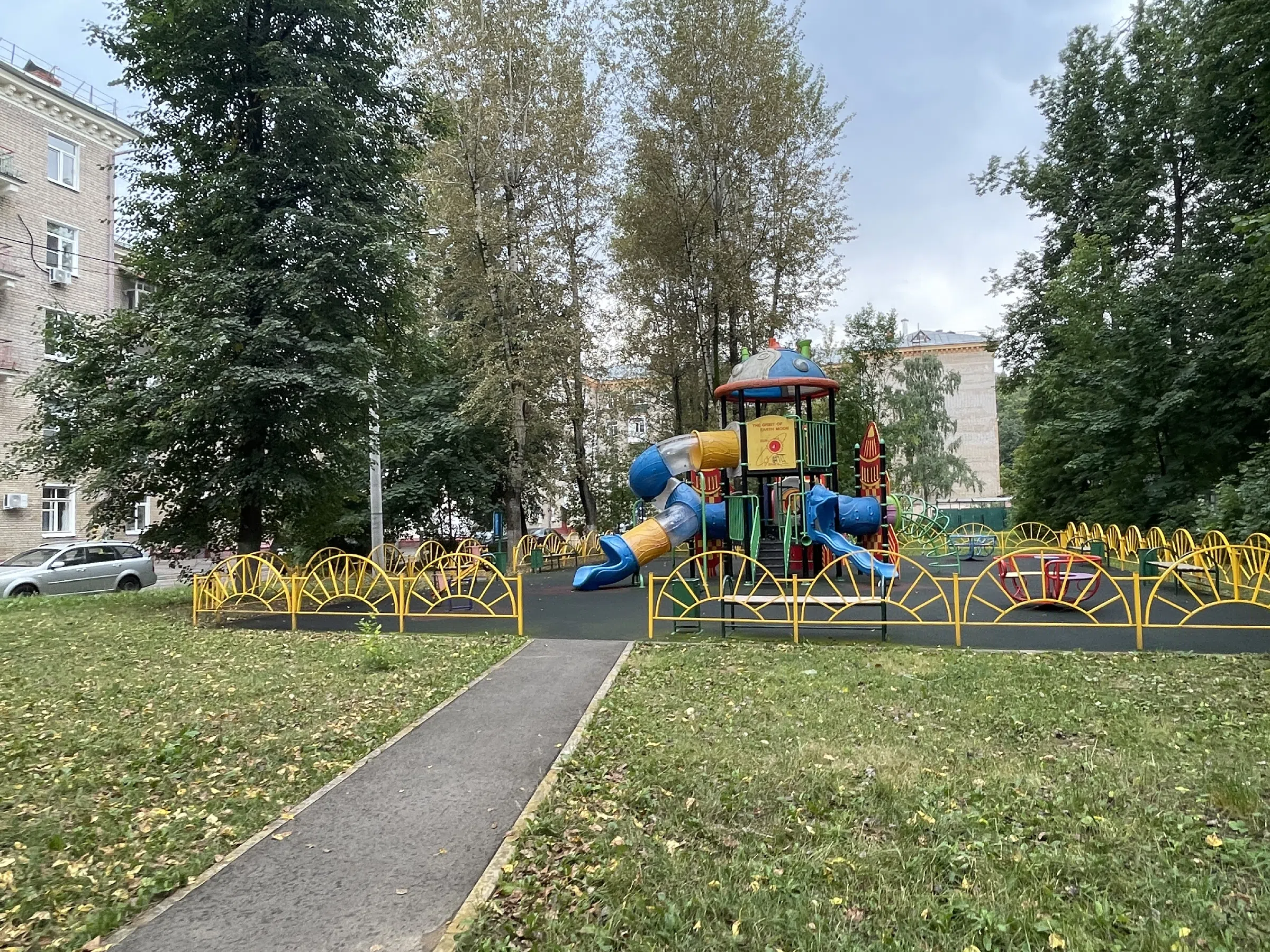 Двор с видом на парк, фото 24