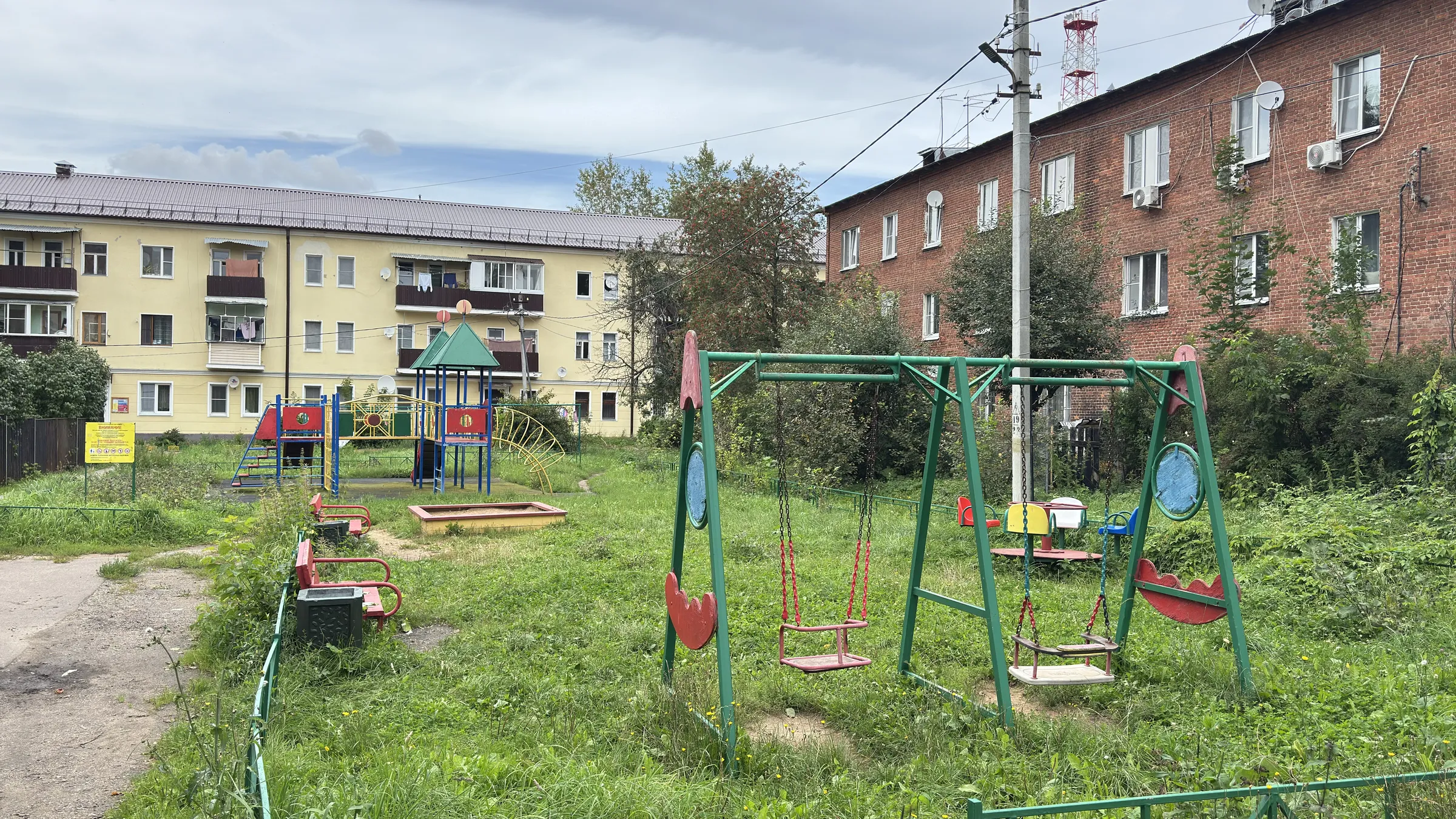 Сталинка с арками во дворе, фото 19