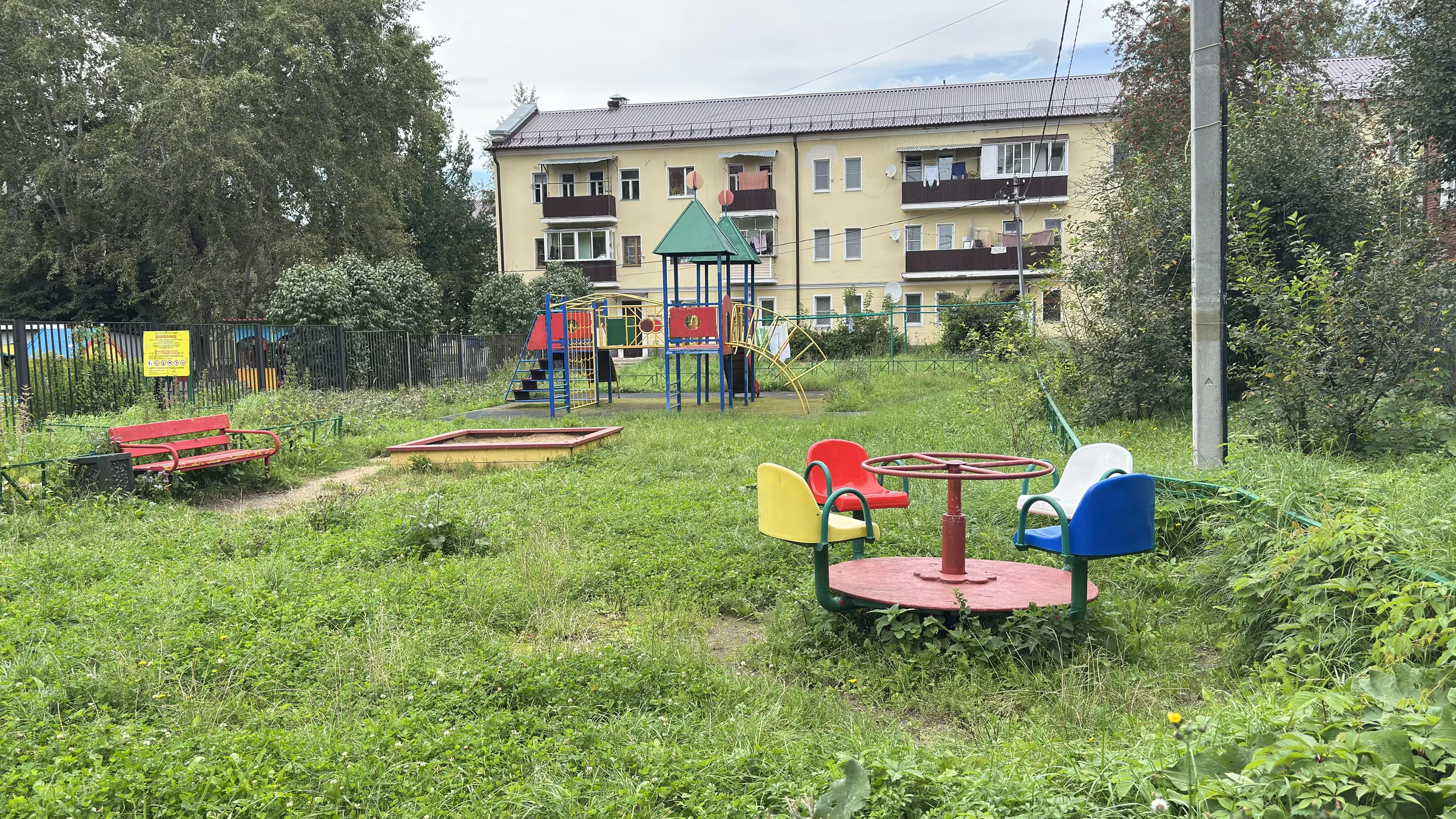 Сталинка с арками во дворе, фото 20