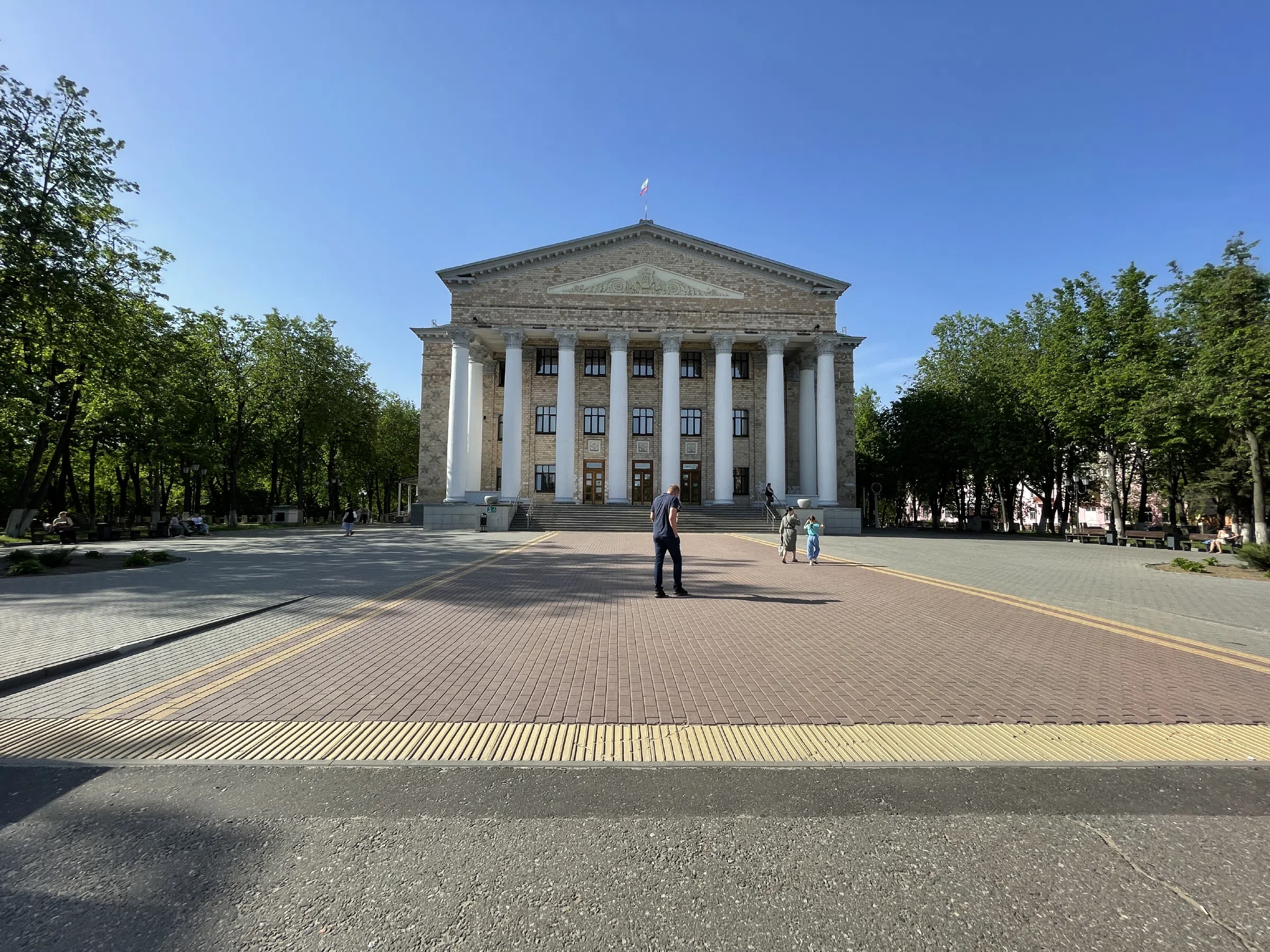 Театр с фронтоном, фото 1