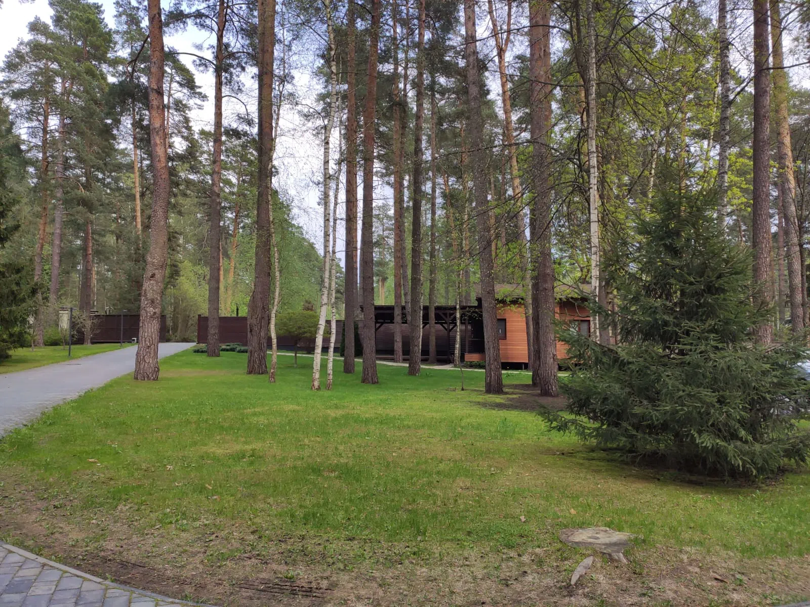Загородный дом с белым фасадом, фото 14