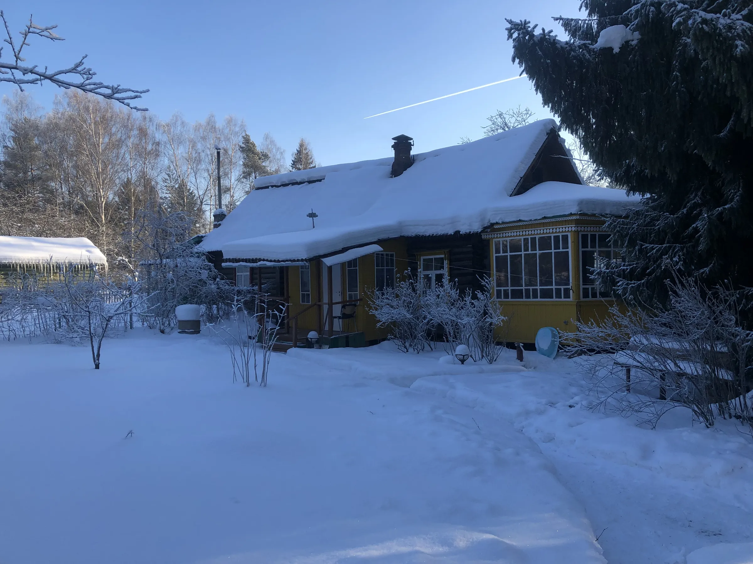 Классическая дача в снегу, фото 1