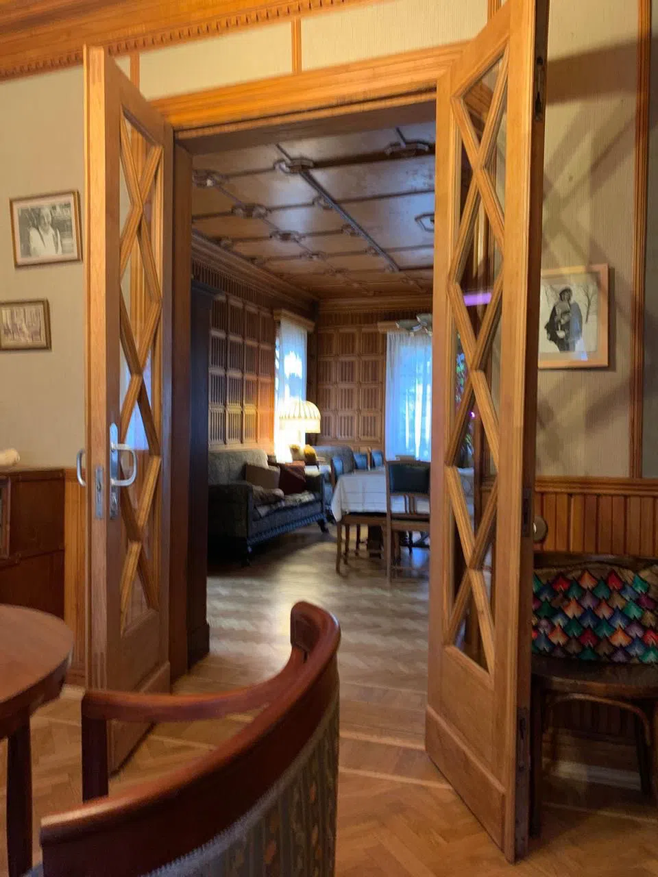 Усадьба в лесу с балконом, фото 16
