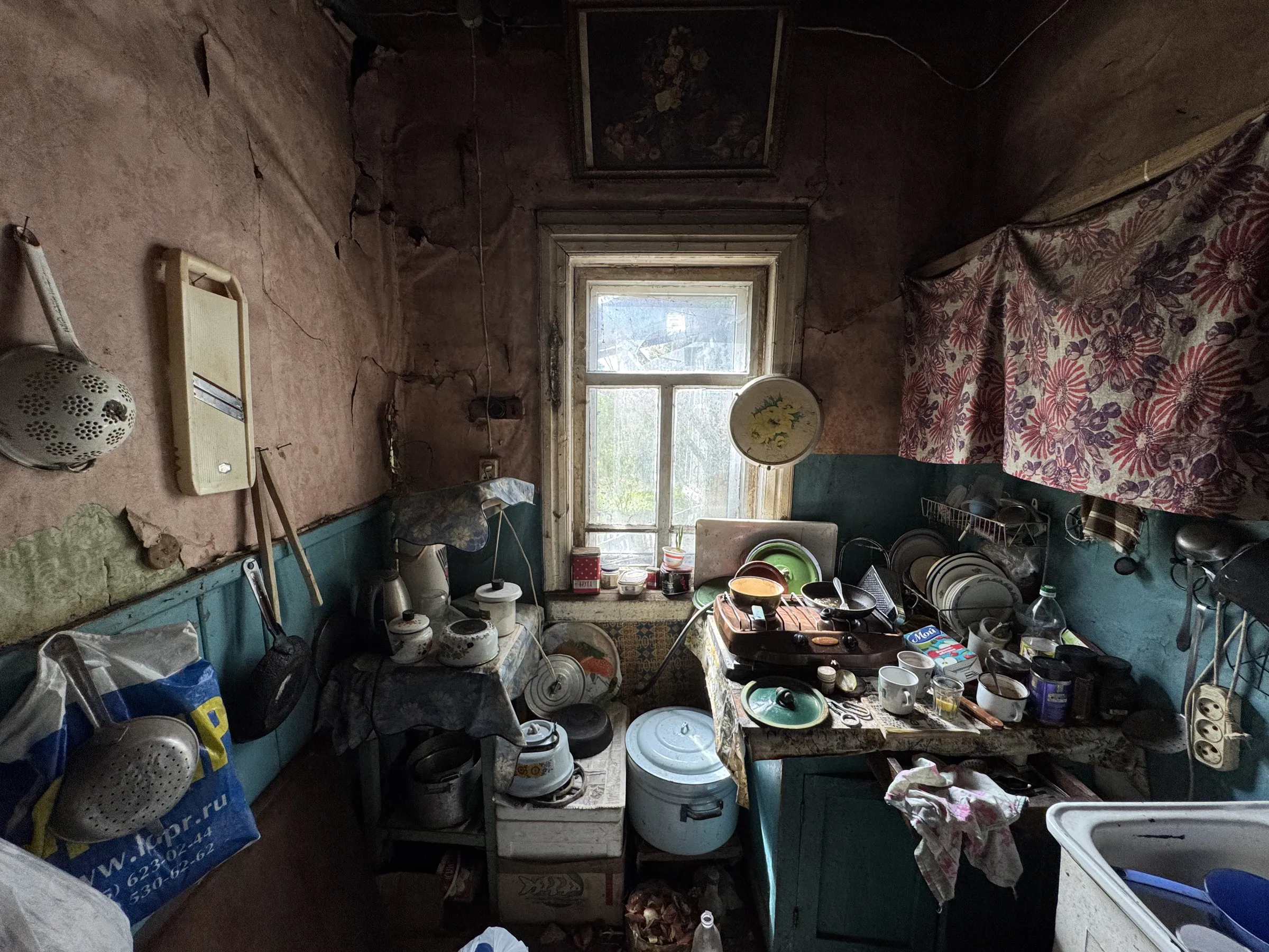 Деревенская изба с сараем, фото 15