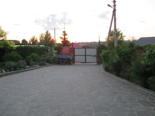 Дача Кирпич в лесу, фото 1