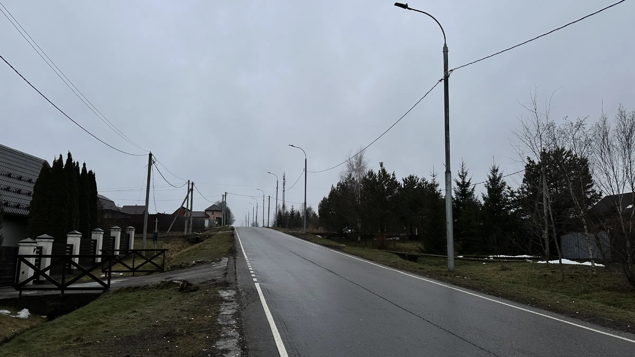 Загородное шоссе у пруда, фото 1