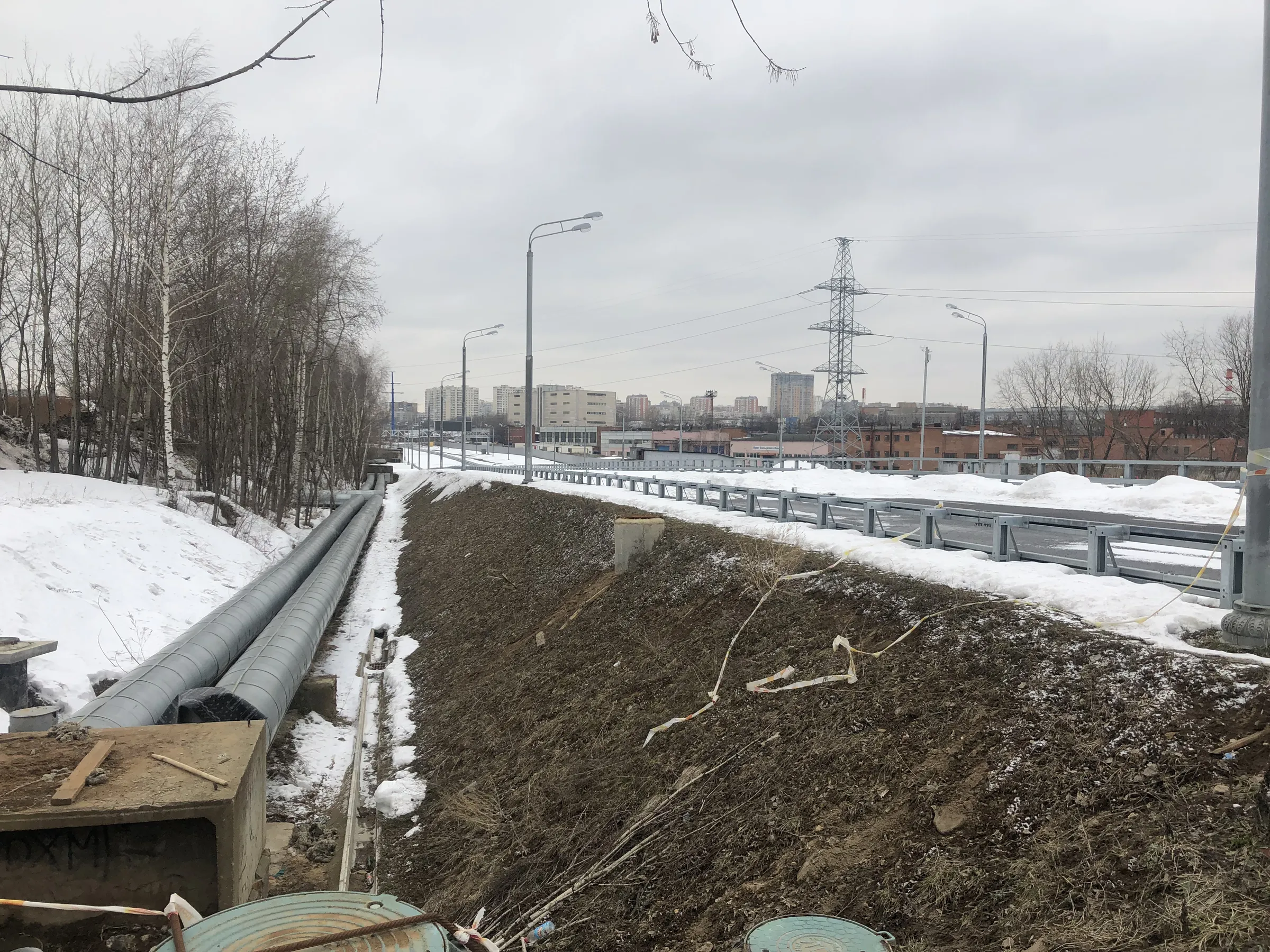 Заснеженная трасса с мостом, фото 9