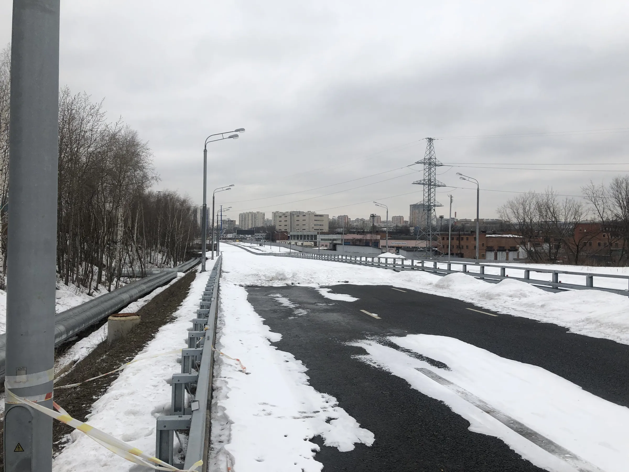 Заснеженная трасса с мостом, фото 10