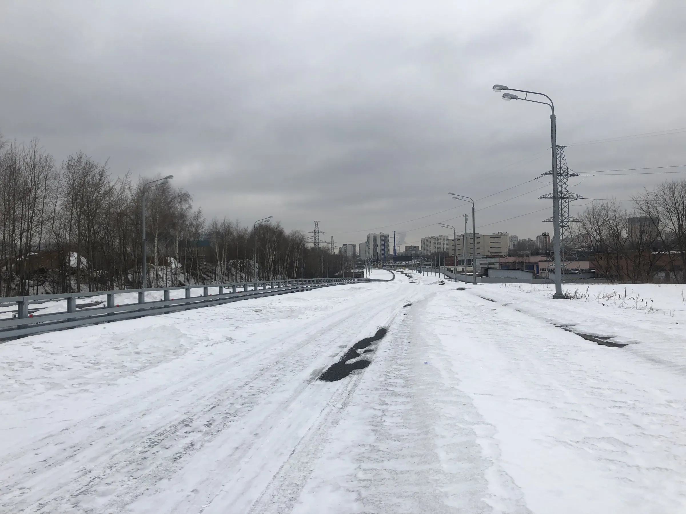 Заснеженная трасса с мостом, фото 6