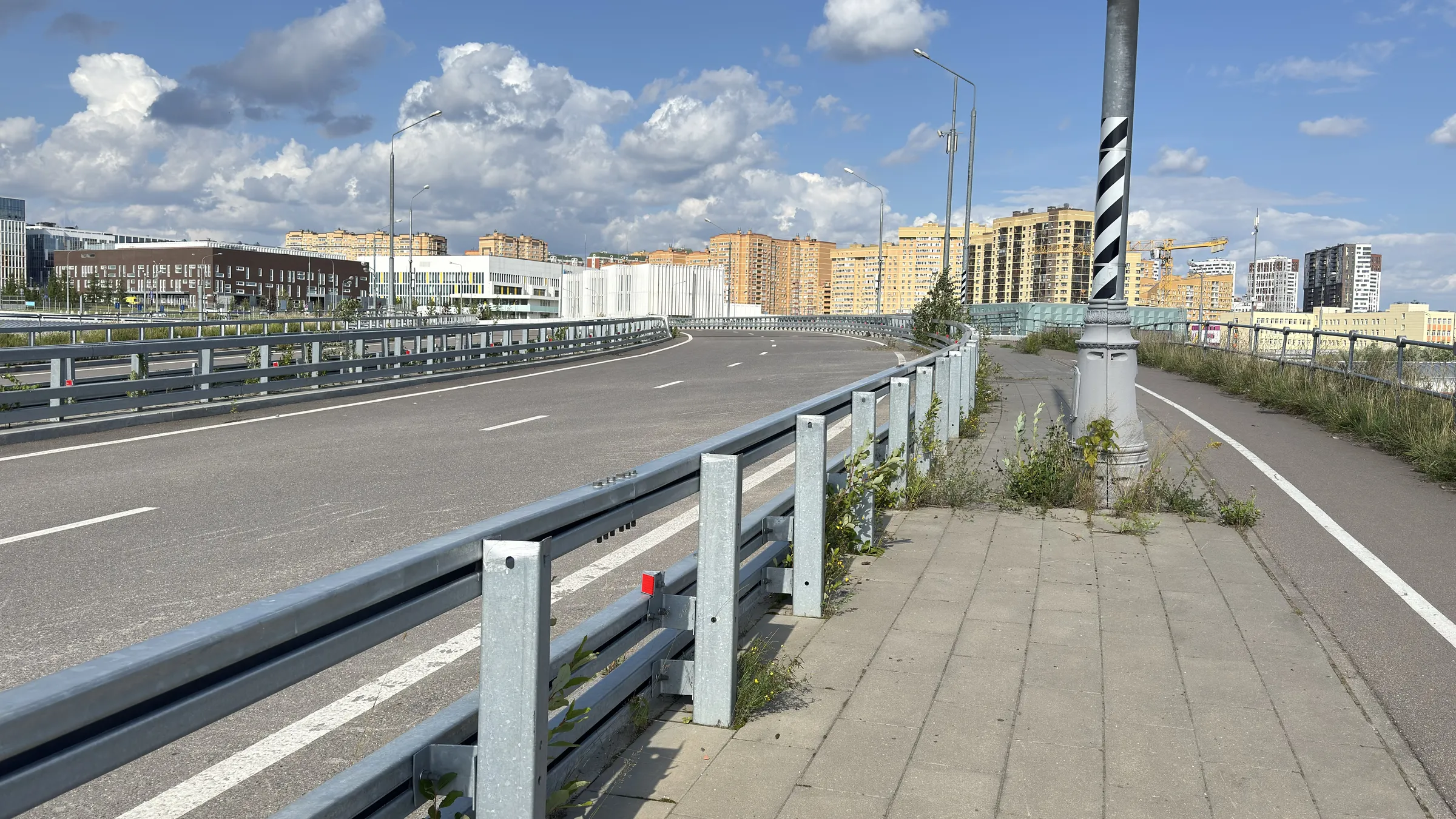 Пустая дорога в поле, фото 3