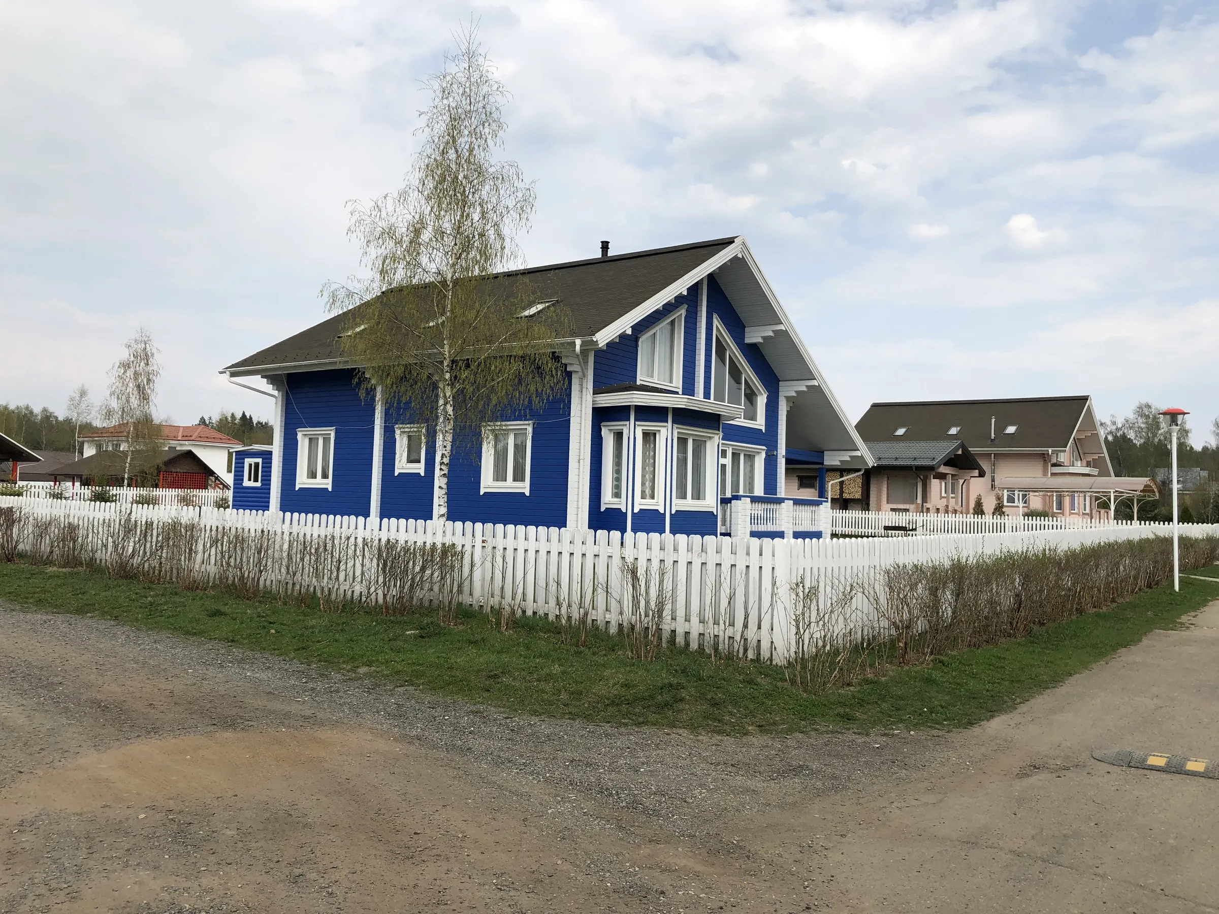 Загородные домики с лужайками, фото 10